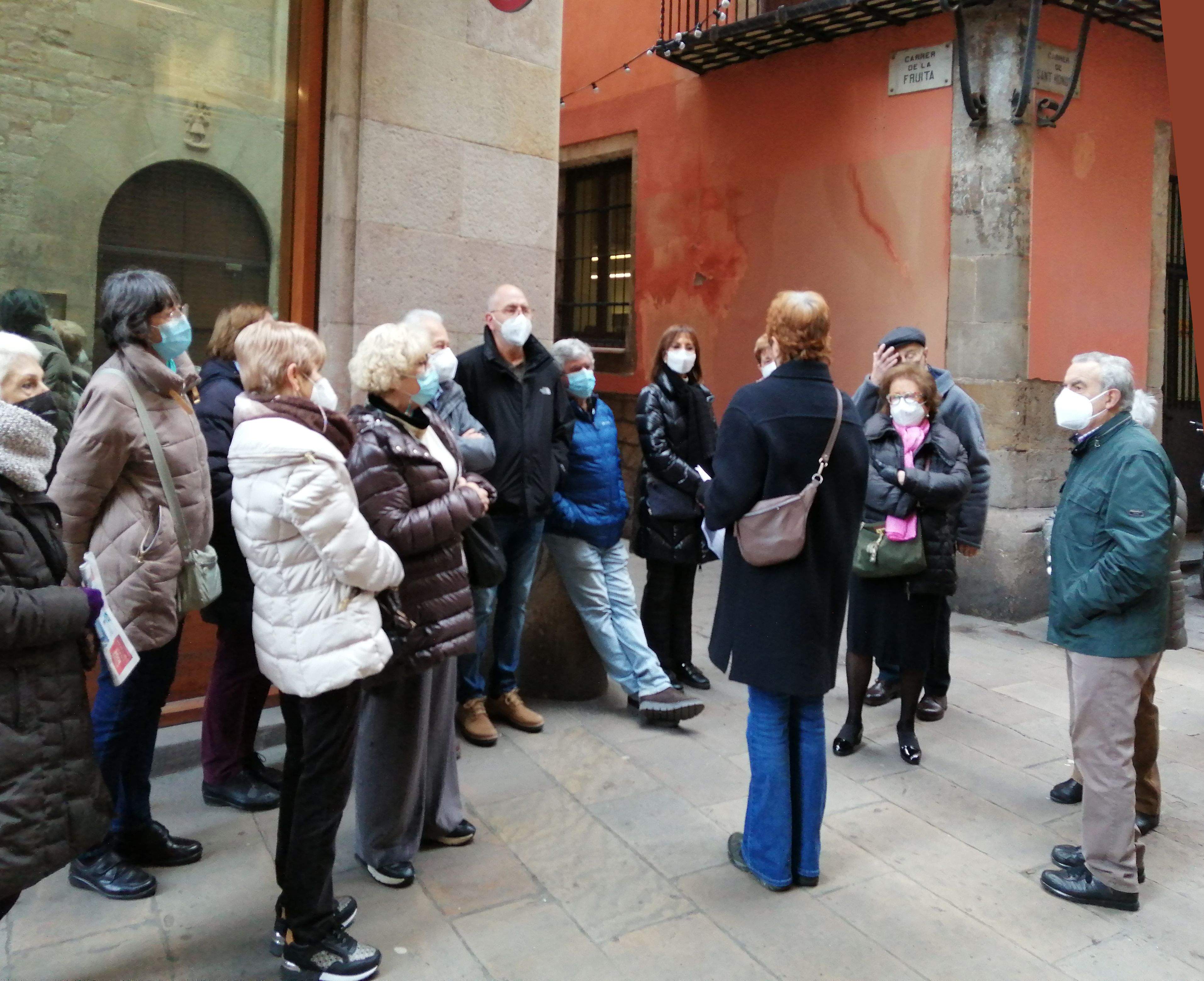 Visita dels Amics de la UNESCO al Call de Barcelona. FOTO: Cedida