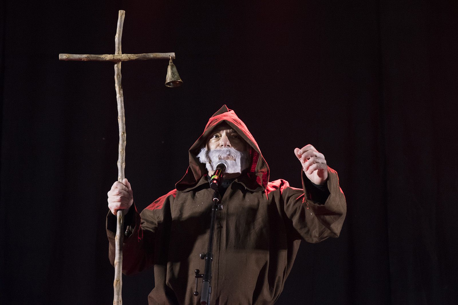Entrega de la bandera de Sant Antoni als banderers de 2022. Foto: Bernat Millet.