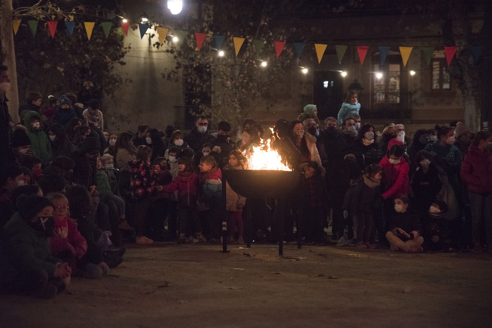 Actuació de les entitats de cultura popular i tradicional. Foto: Bernat Millet.