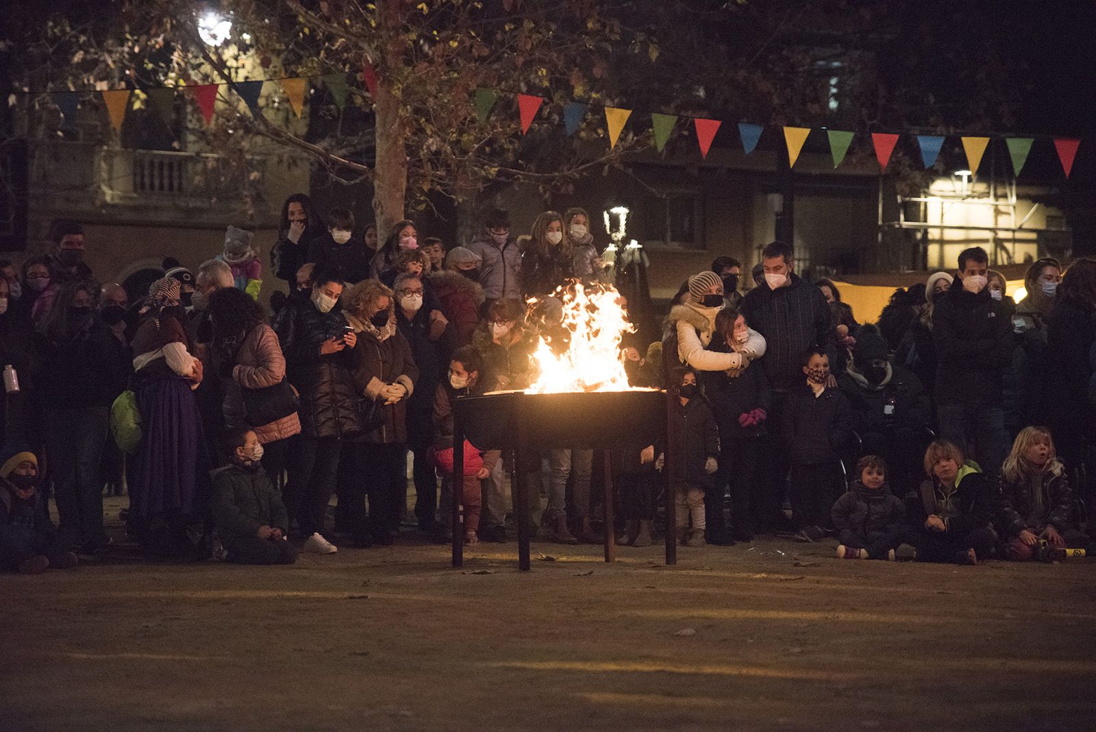 Actuació de les entitats de cultura popular i tradicional. Foto: Bernat Millet.