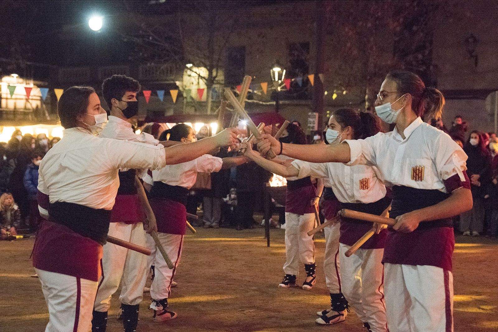 Actuació de les entitats de cultura popular i tradicional. Foto: Bernat Millet.