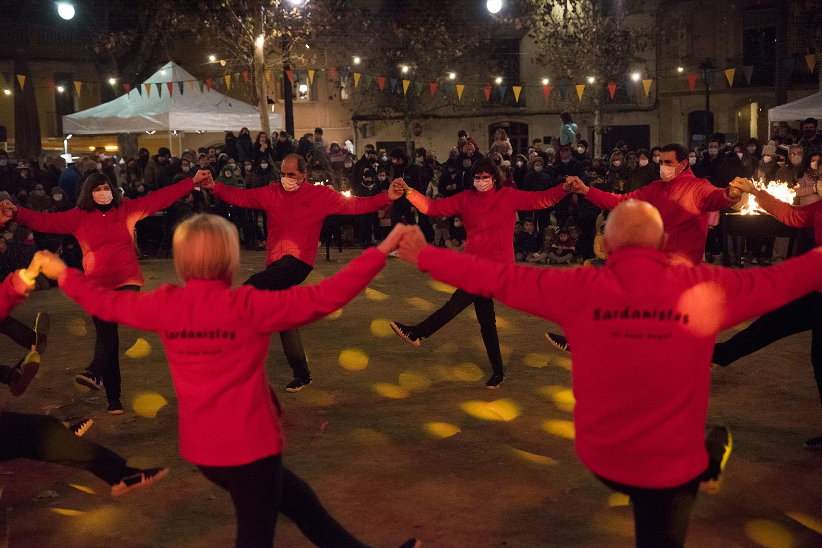 Actuació de les entitats de cultura popular i tradicional. Foto: Bernat Millet.