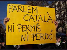Un cartell defensant l'ús de la llengua catalana. FOTO: Cedida