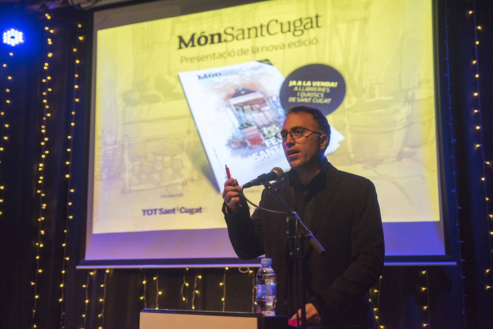 Xavier Grau, director del TOT, a la presentació de la dotzena revista del Món Sant Cugat. Foto: Bernat Millet.