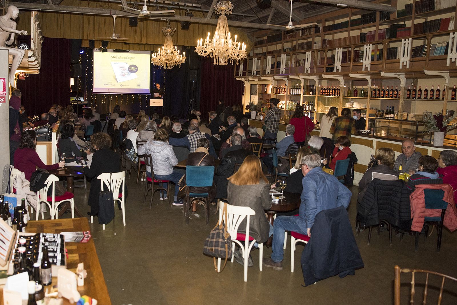 Presentació de la dotzena revista del Món Sant Cugat. Foto: Bernat Millet.