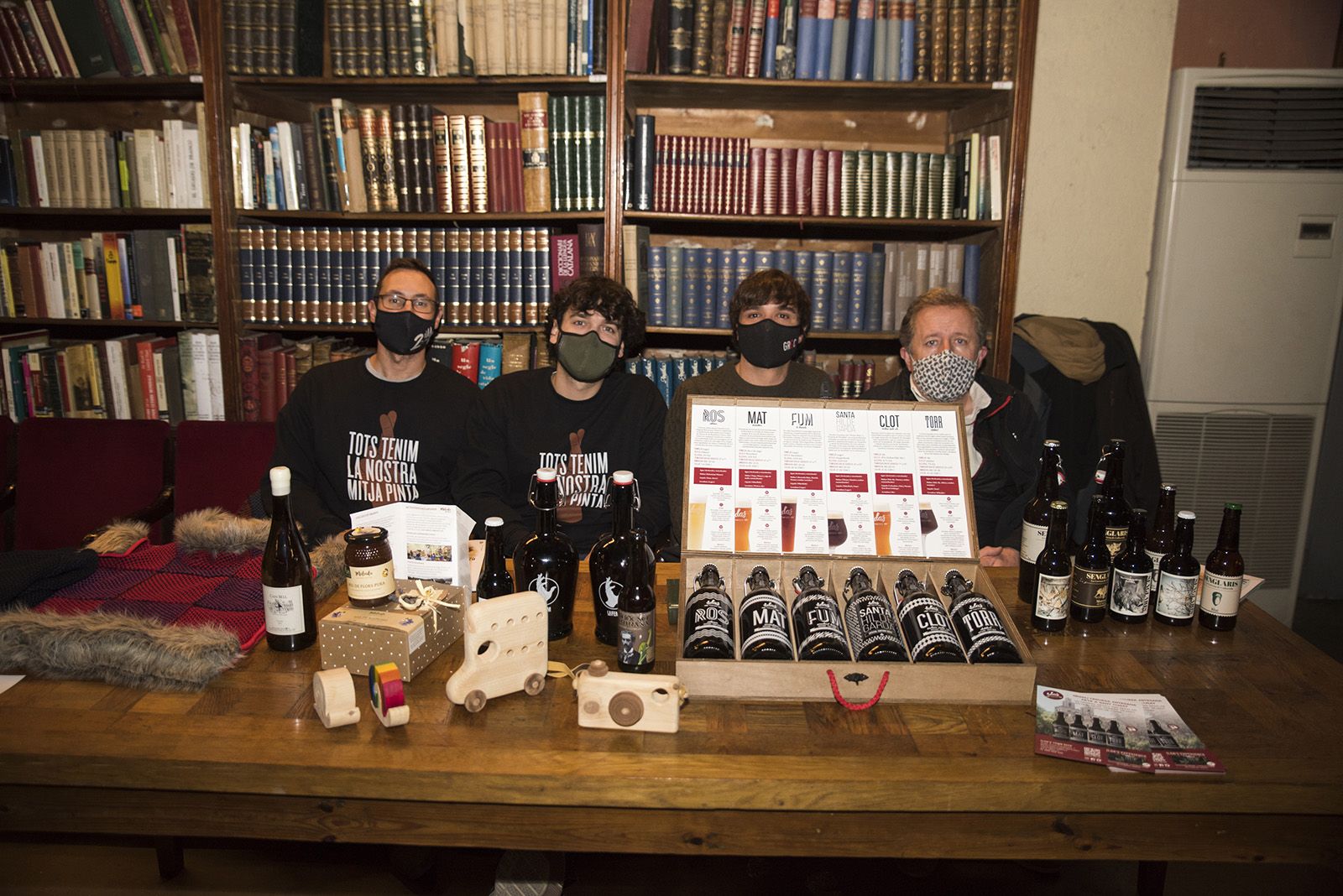 Productors locals a la presentació de la dotzena revista del Món Sant Cugat. Foto: Bernat Millet.