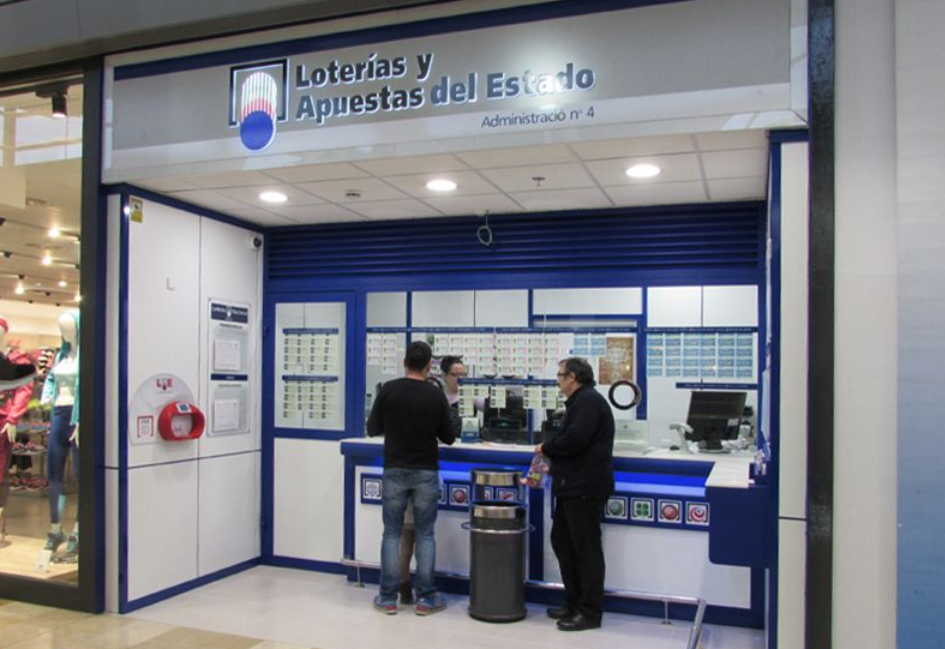 L'administració de loteria del Sant Cugat Centre Comercial FOTO: Cedida