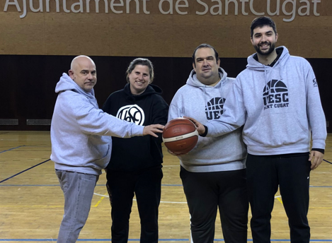 Gabi Payet (el segon per la dreta) continuarà una temporada més amb la UESC. FOTO: Cedida