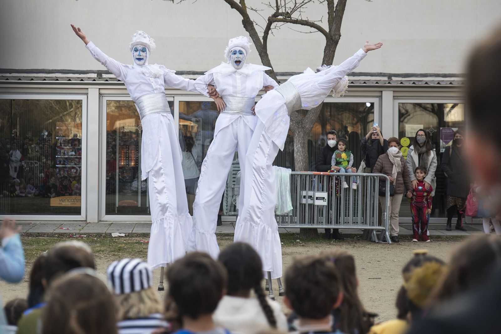 Carnaval a Mira sol: Espectacle "Moonlight". Foto: Bernat Millet.