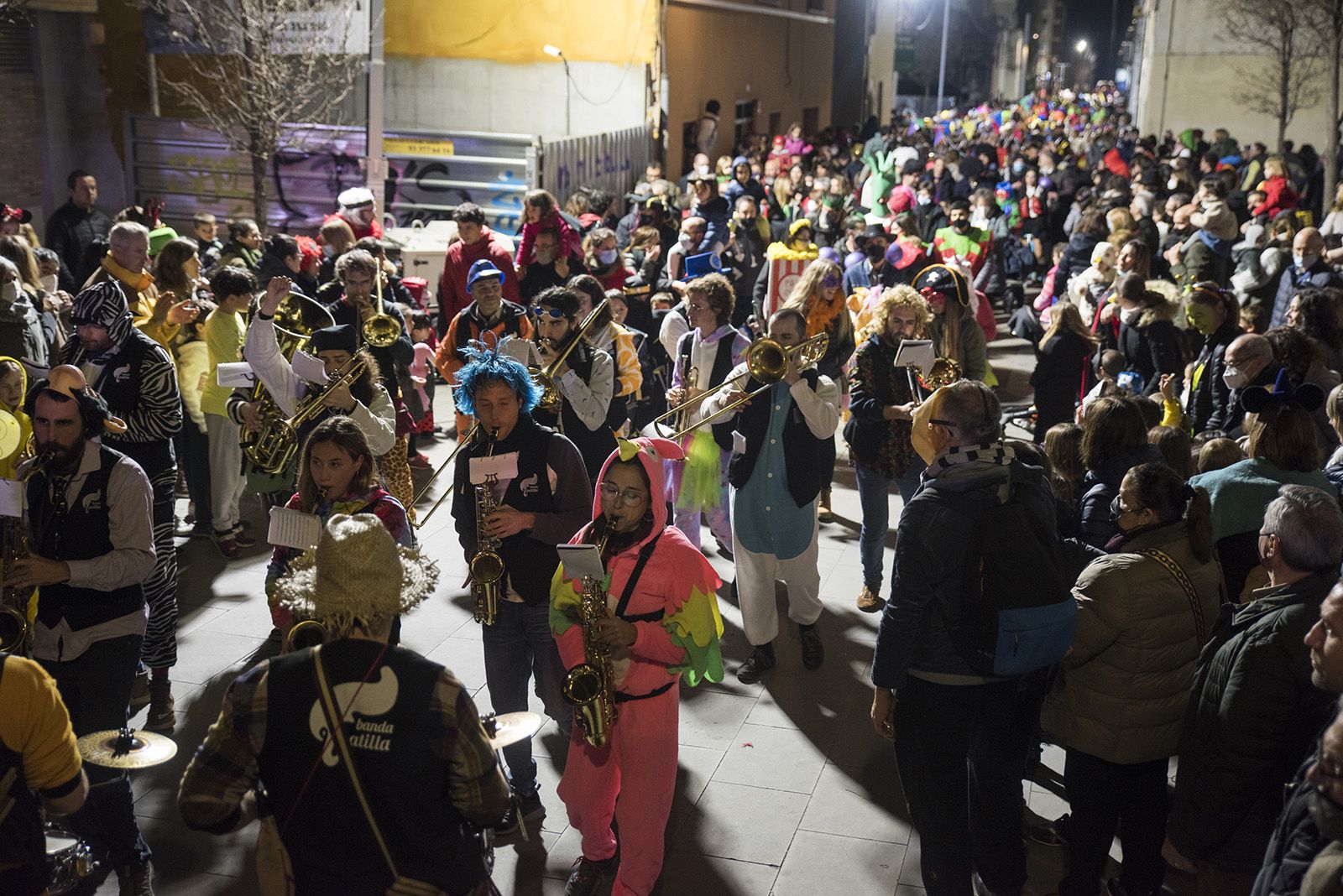 Rua de Comparses de Carnaval. Foto: Bernat Millet.