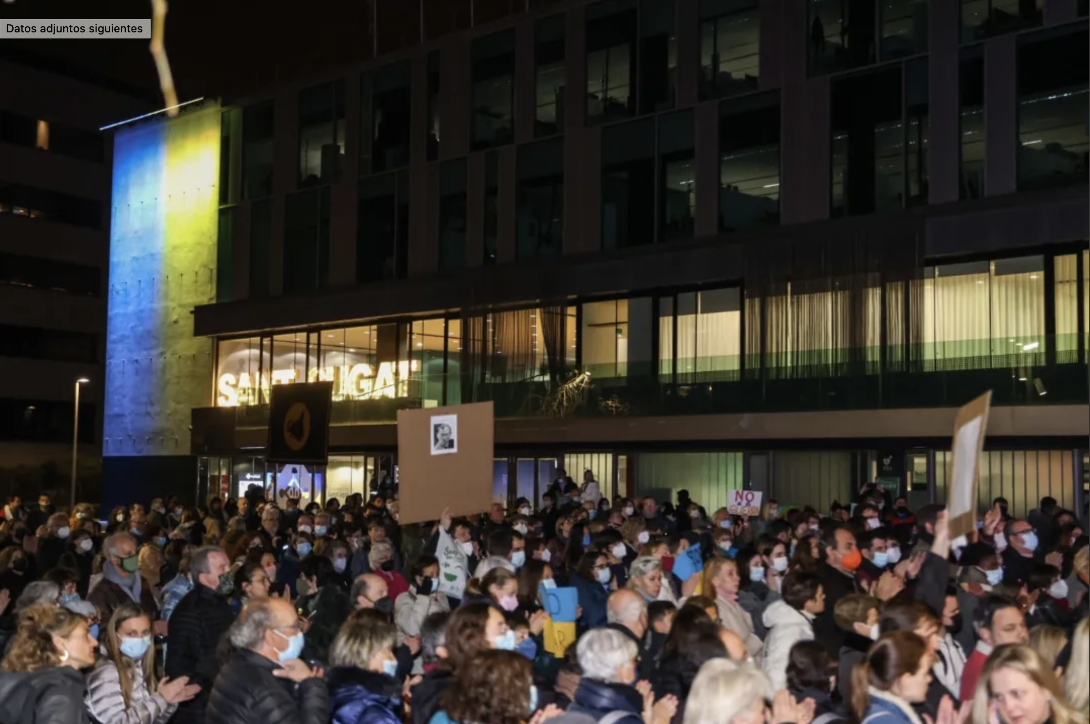 Manifestació a Sant Cugat en rebuig a la guerra d'Ucraïna. FOTO: Lali Puig