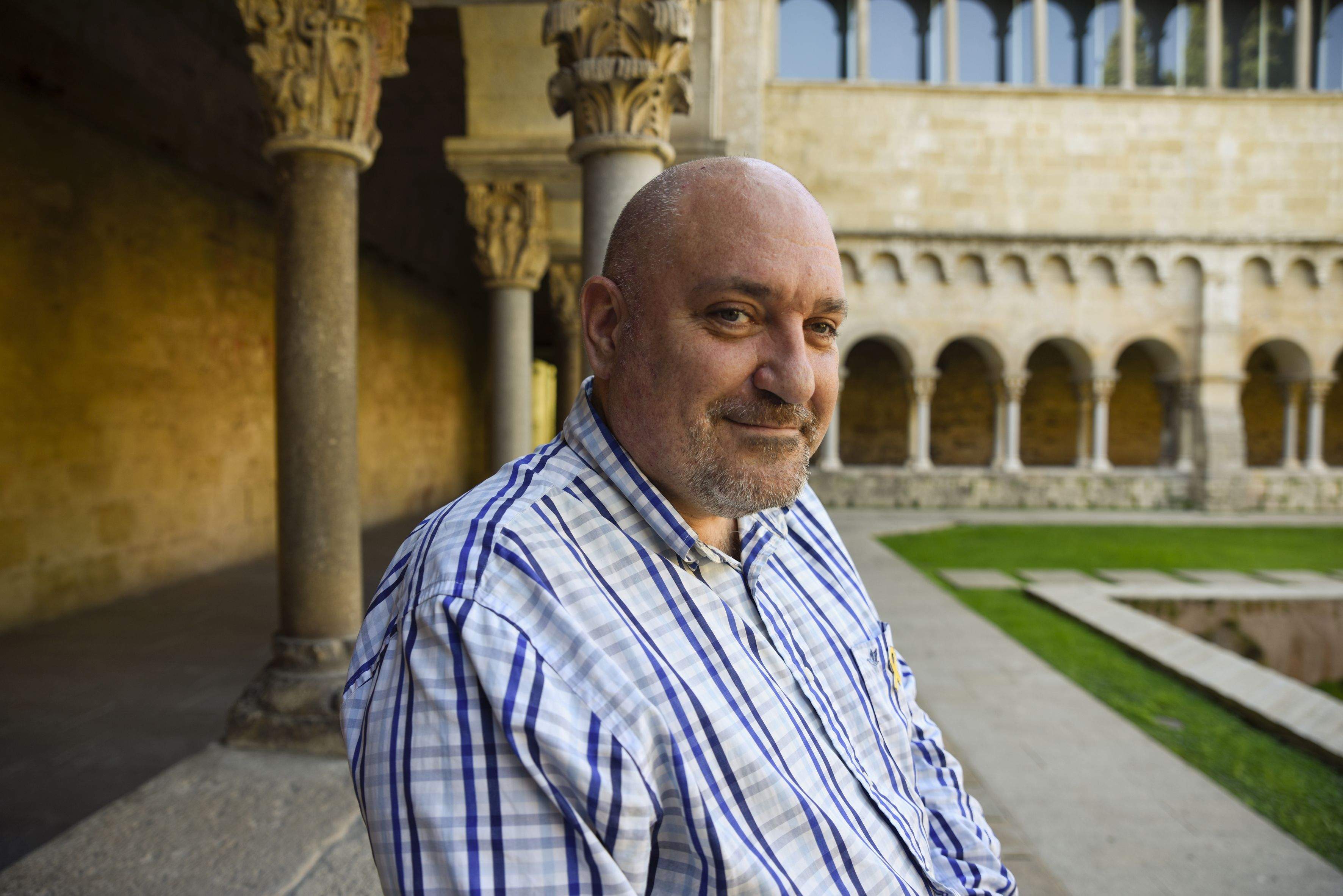 Lluís Campins al Claustre del Monestir FOTO: Arxiu del TOT