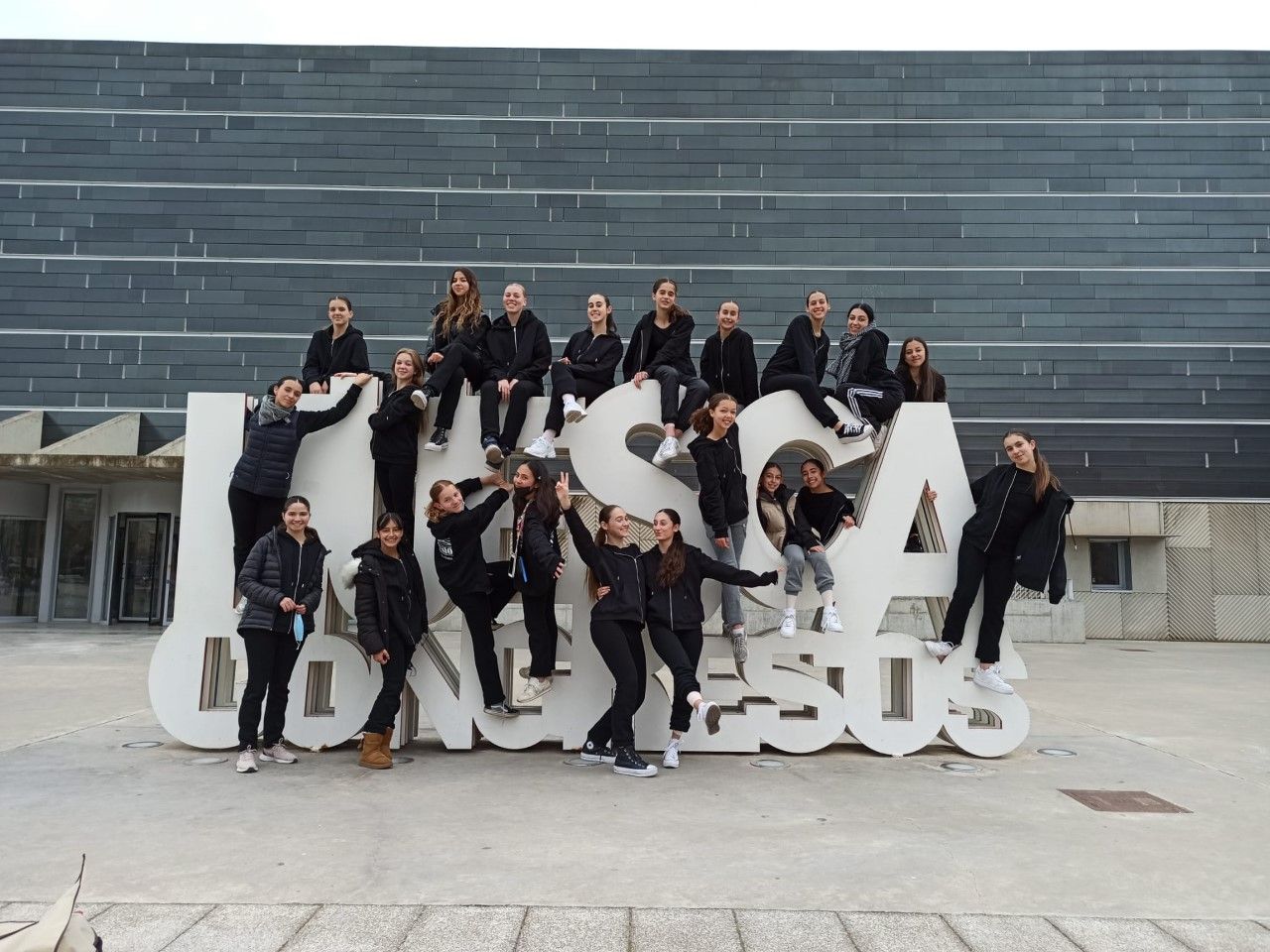 Alumnes de l'Escola Fusió Música i dansa de Sant Cugat han participat en un dels concursos de dansa amb més prestigi. FOTO: Cedida