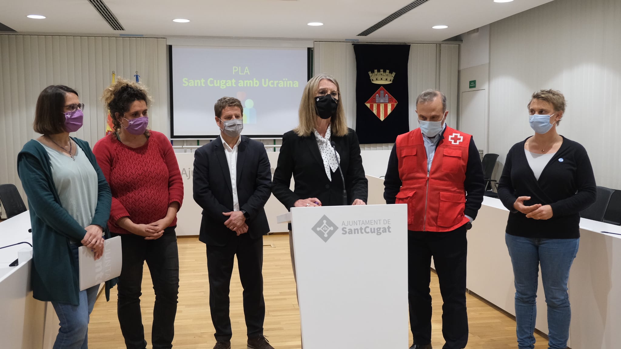 Gemma Aristoy, Núria Gibert, Pere Soler, Mireia Ingla, Lluís Carreras i Pascale Mertens. FOTO: Cristina Cabasés