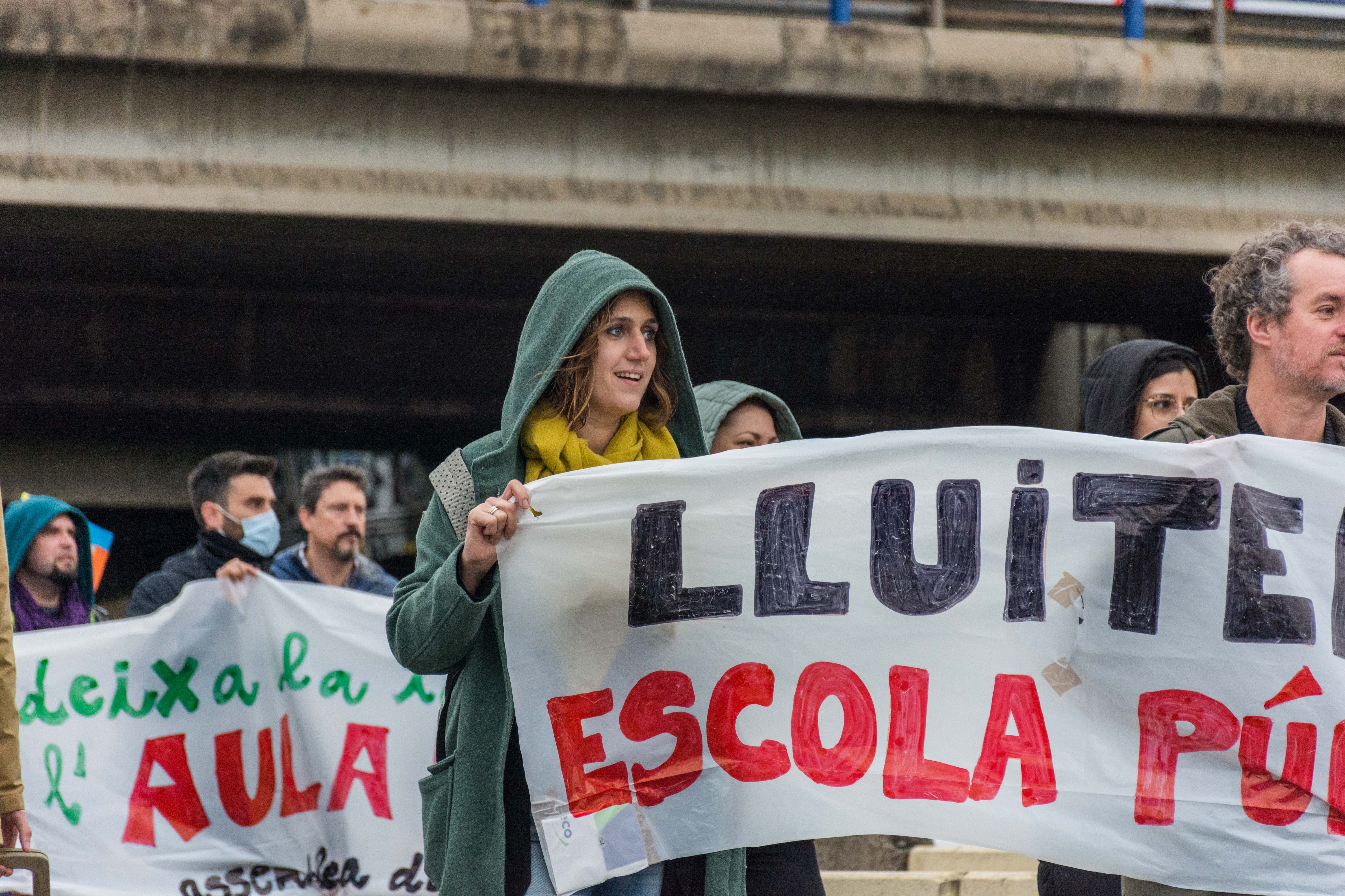 Un centenar de persones es manifesten entre Sant Cugat i Rubí FOTO: Carmelo Jiménez