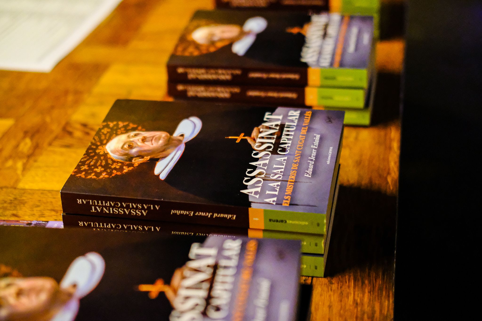 Presentació del llibre "Assassinat a la Sala Capitular", d'Eduard Jener, al Siglo. FOTO: Ale Gómez