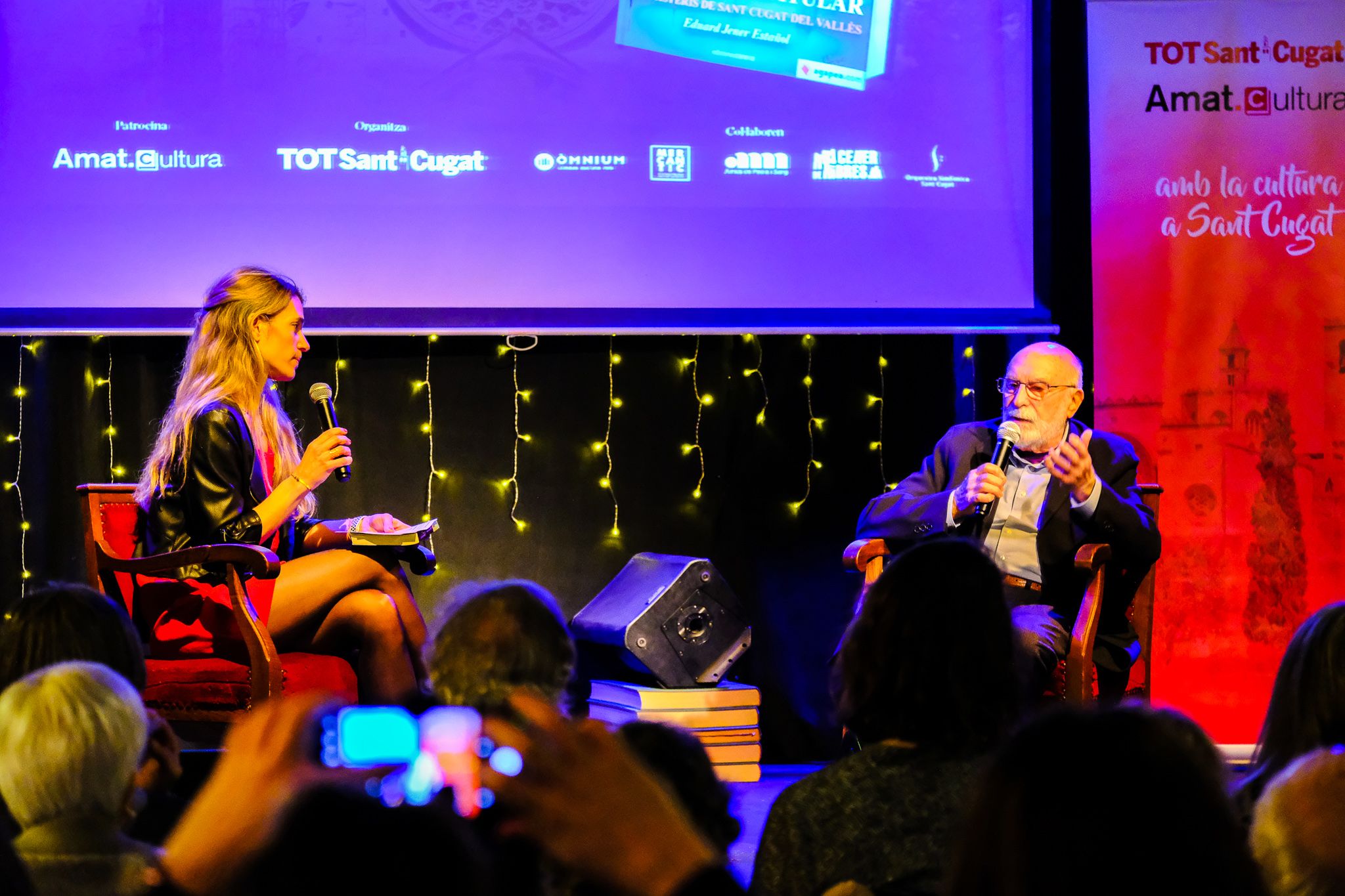 Presentació del llibre "Assassinat a la Sala Capitular", d'Eduard Jener, al Siglo. FOTO: Ale Gómez