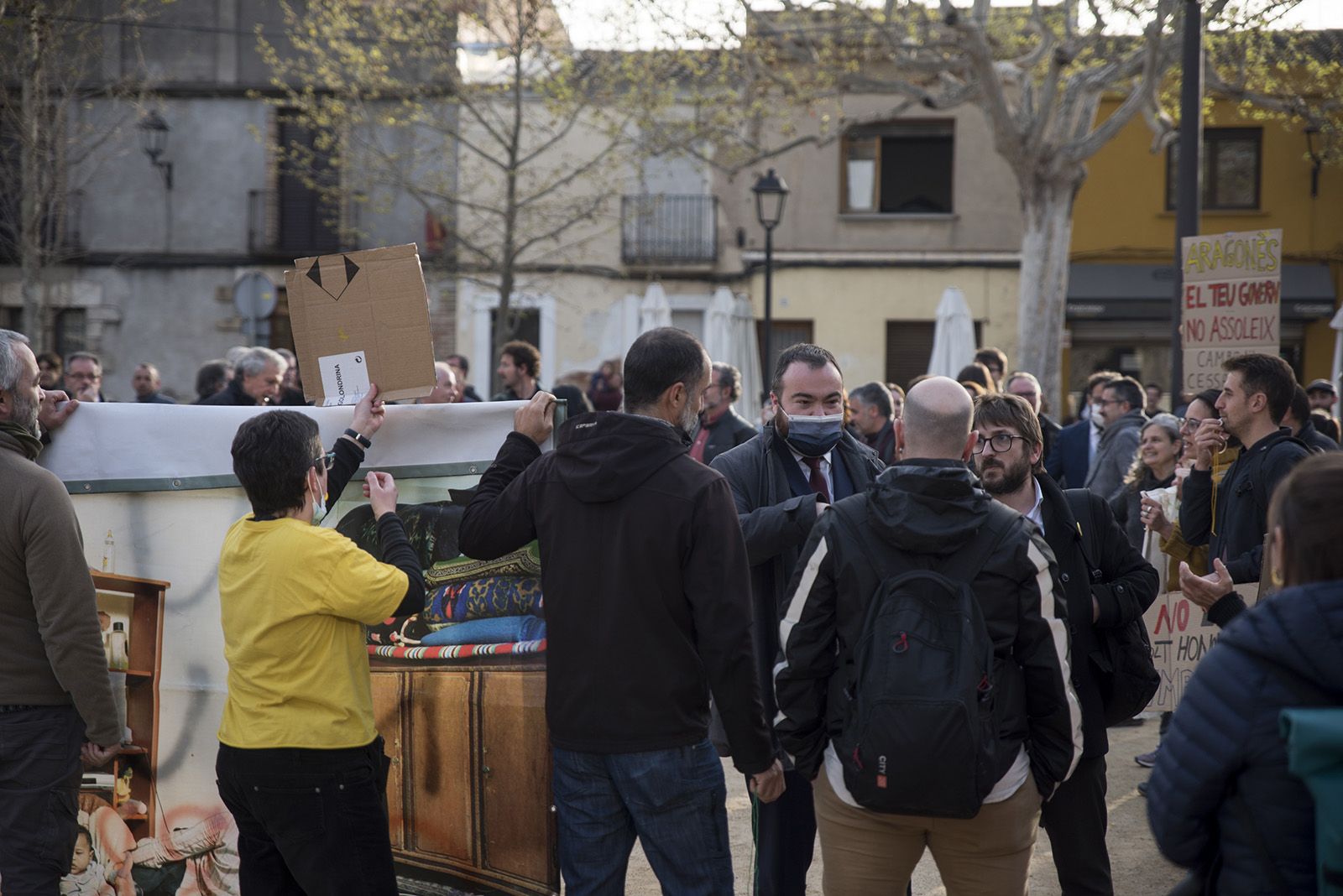 Protesta de docents davant del president Aragonès pels canvis en educació. FOTO: Bernat Millet.