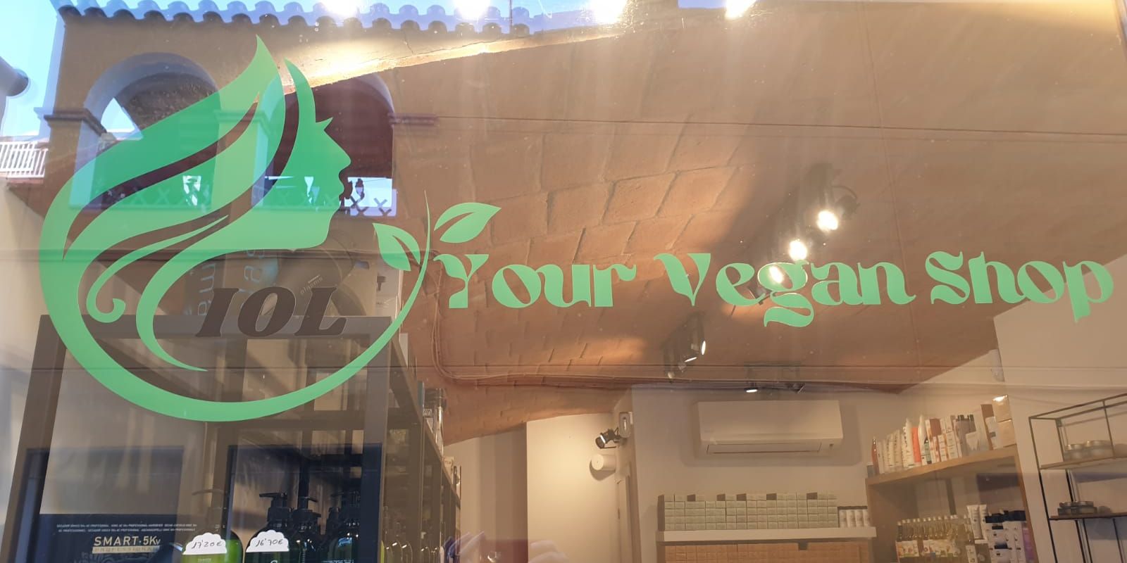 La botiga ofereix productes orgànics, vegans a preus assequibles FOTO: Cedida