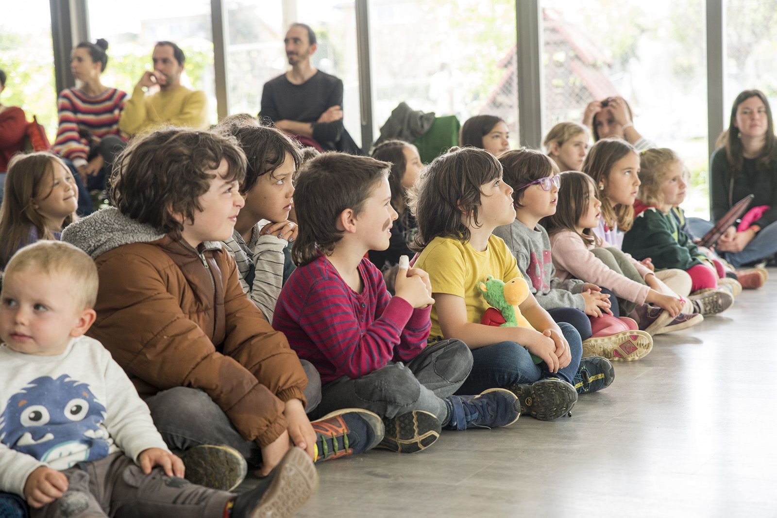 Sant Jordi a Mira-sol. "Ballalacanalla”, a càrrec de la Cia. FOTO: Bernat Millet.