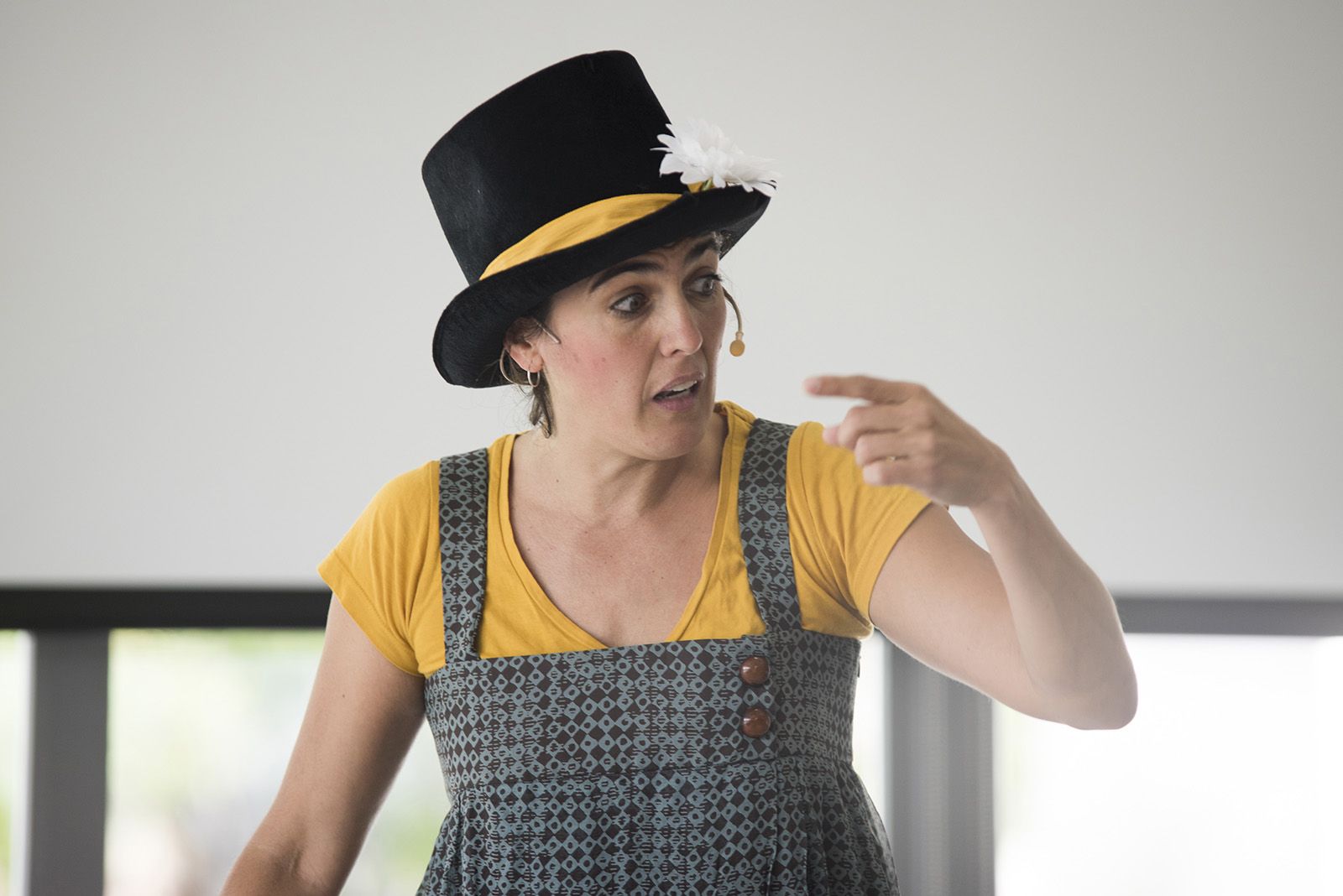 Sant Jordi a Mira-sol. "Ballalacanalla”, a càrrec de la Cia. FOTO: Bernat Millet.