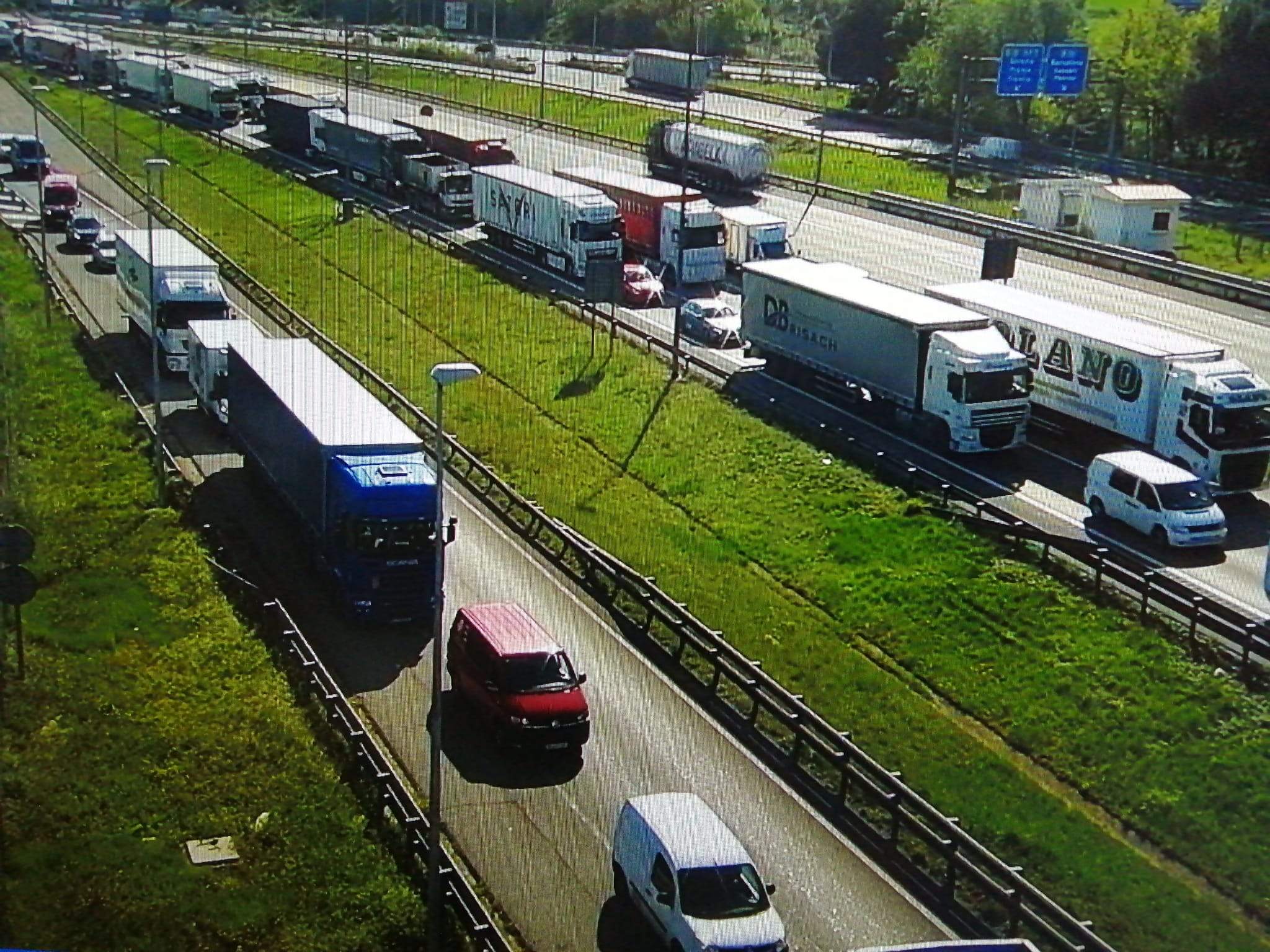 Retencions a l'AP-7. FOTO: Trànsit