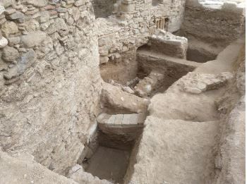 Obres de restauració a la muralla del Monestir. FOTO: Ajuntament