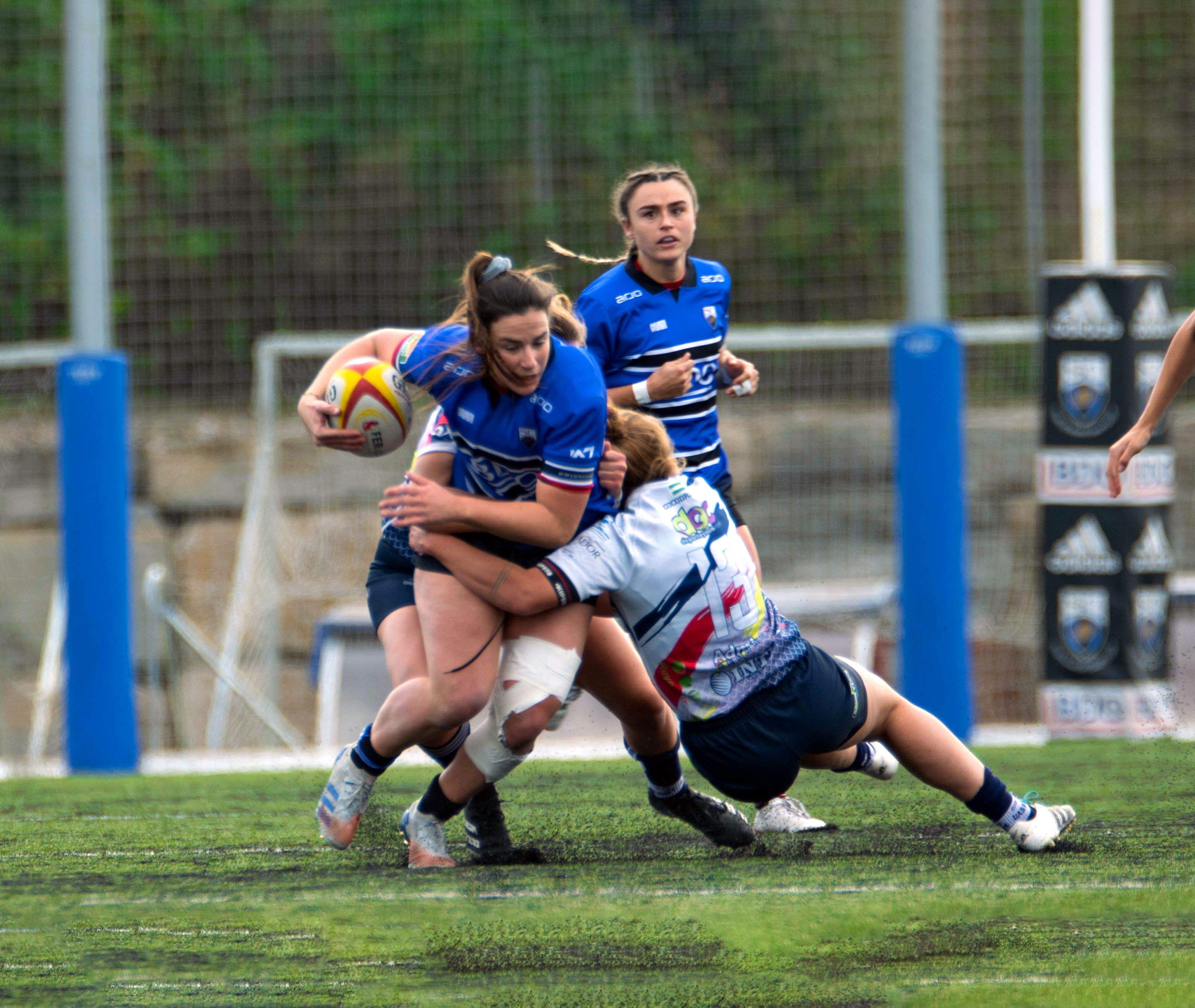 Jugadores del Club Rugby Sant Cugat durant un partit. FOTO: Roger Menes