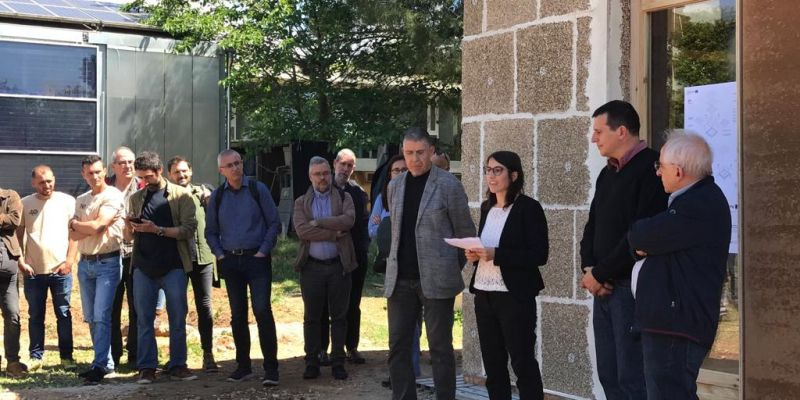 El tinent alcalde Francesc Duch (ERC Sant Cugat) i el regidor Joan Puigdoménec (Junts per Sant Cugat) van assistir a l'acte de presentació. FOTO: Nielo Ballart