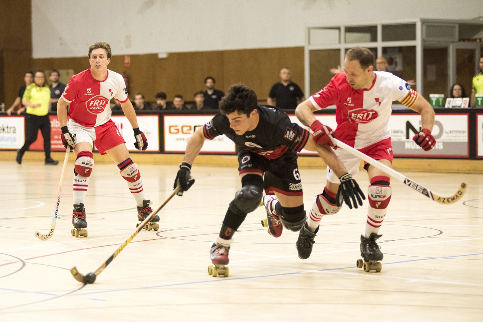 Carles Doménech, del PHC Sant Cugat, en la victòria dels santcugatencs que els va retornar a l'OK Lliga. FOTO: Bernat Millet