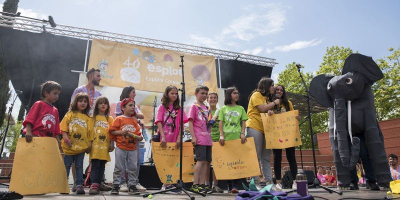 Moment del manifest a favor dels infants. FOTO: Bernat Millet