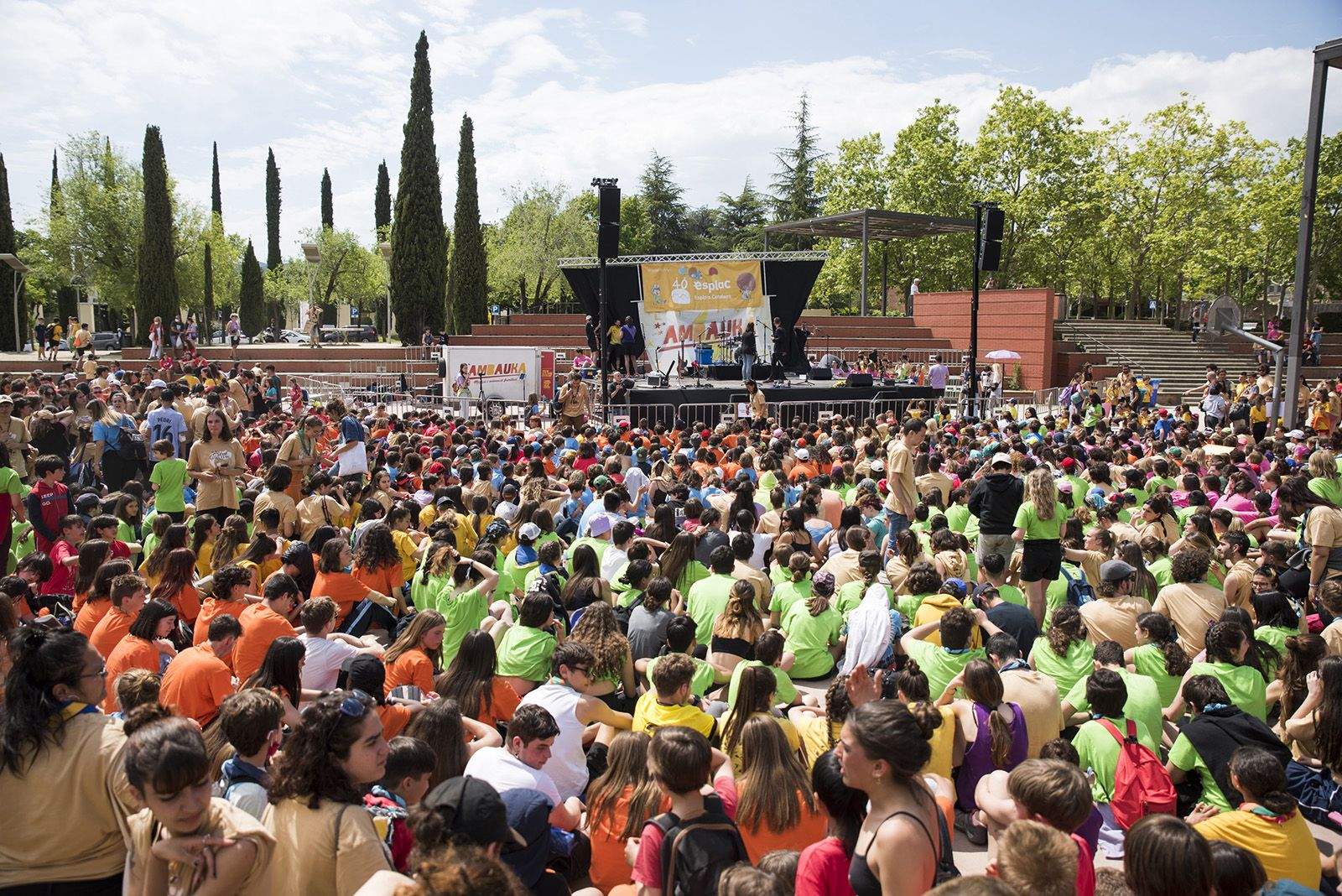 Sant Cugat va acollir més de 3.000 joves en l'edició d'enguany de l'Esplaiada, el colofó de la qual va ser en un acte unitari. FOTO: Bernat Millet
