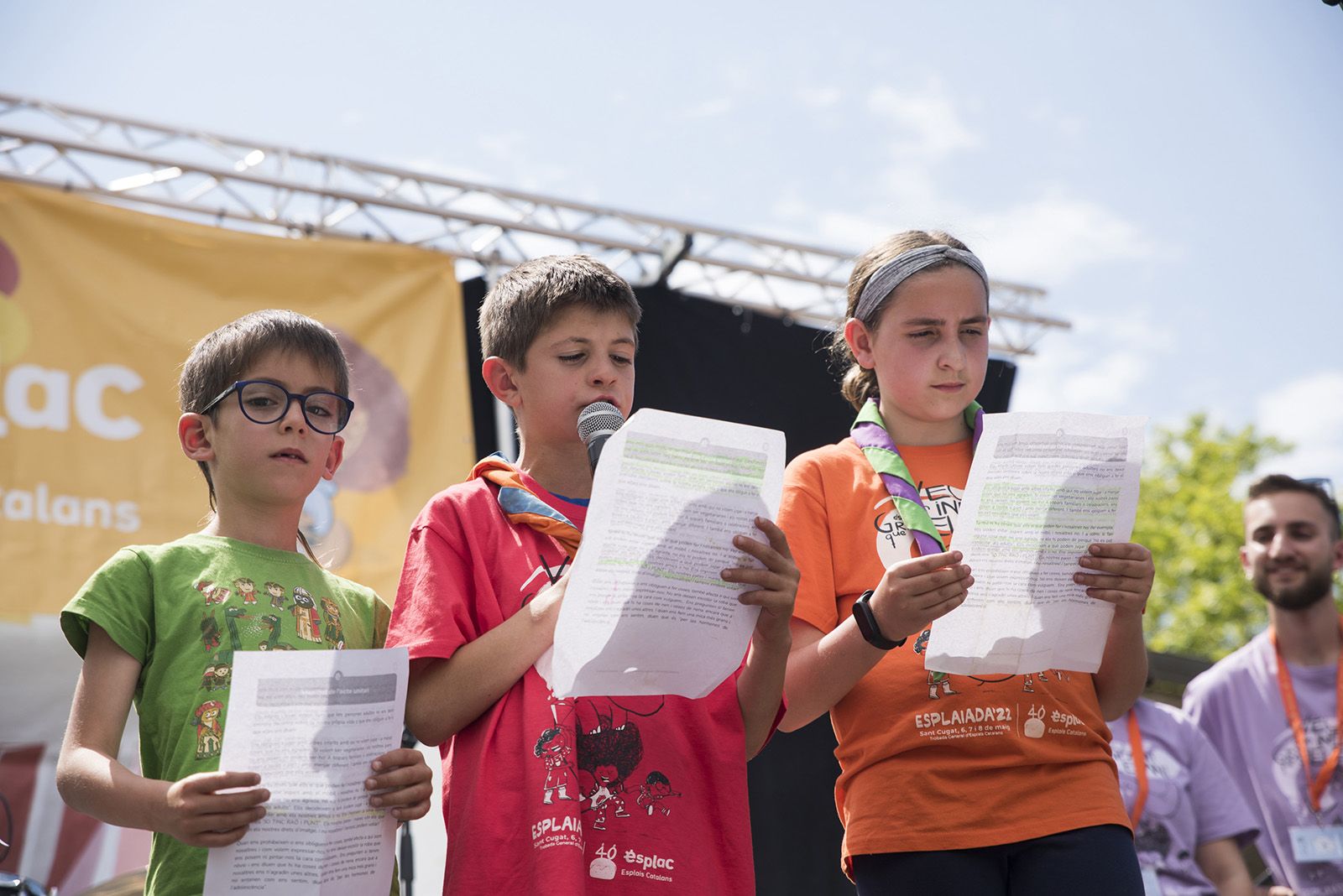 Sant Cugat va acollir més de 3.000 joves en l'edició d'enguany de l'Esplaiada, el colofó de la qual va ser en un acte unitari. FOTO: Bernat Millet