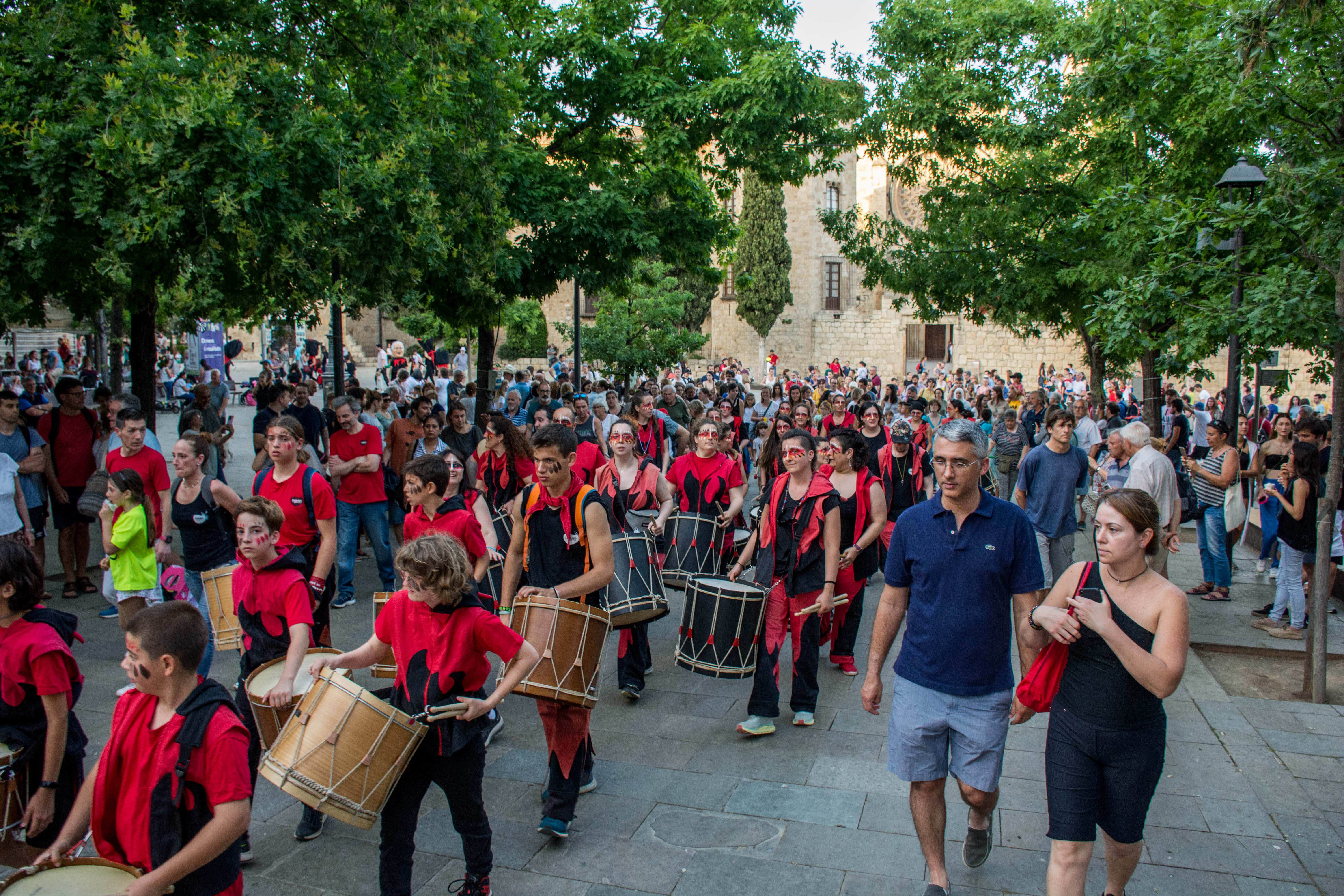Cercavila per anar a buscar el Boc de Can Vernet. FOTO: Carmelo Jiménez