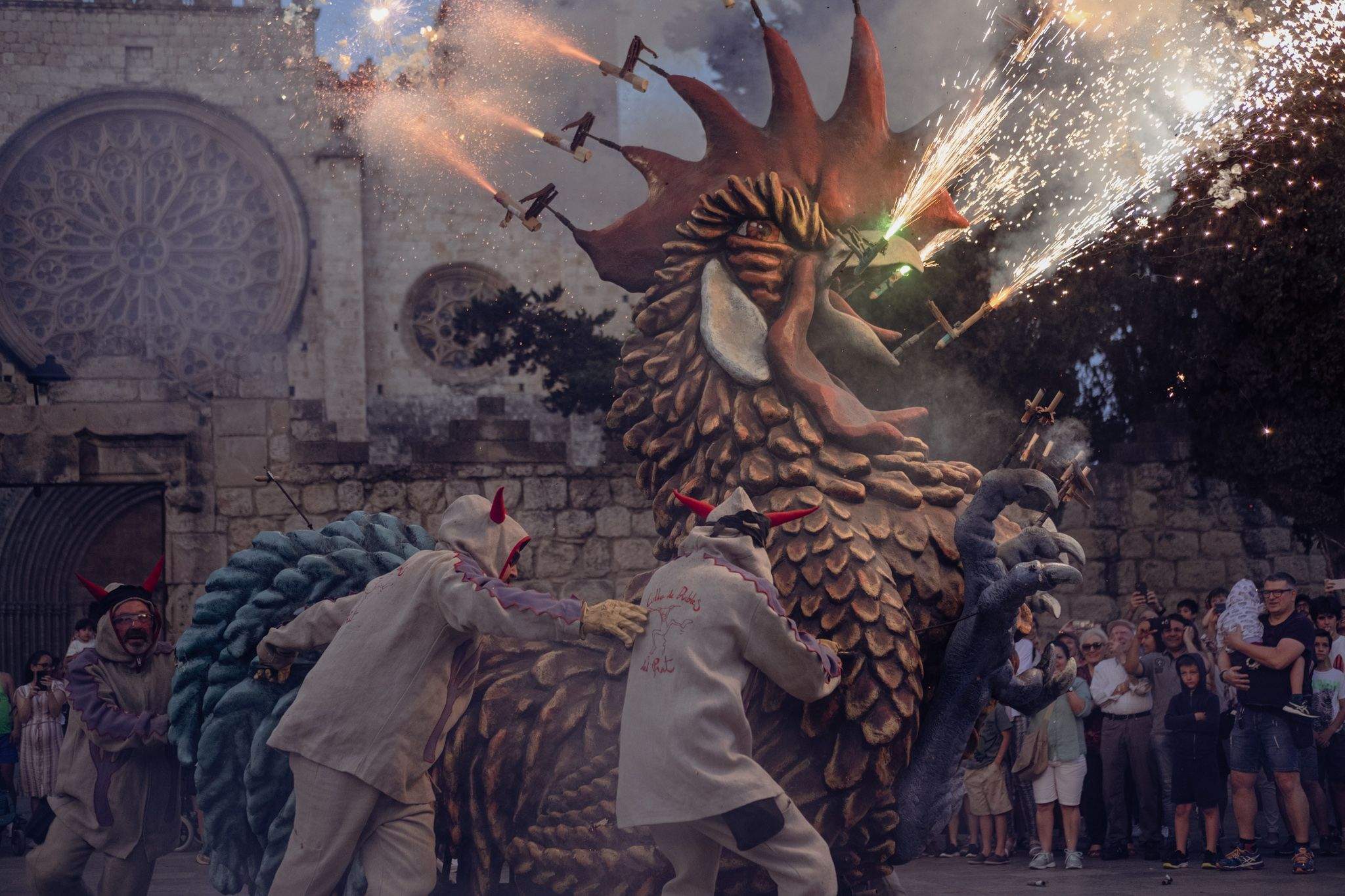 L'Encabronada, el correfoc de les bèsties. FOTO: Ale Gómez