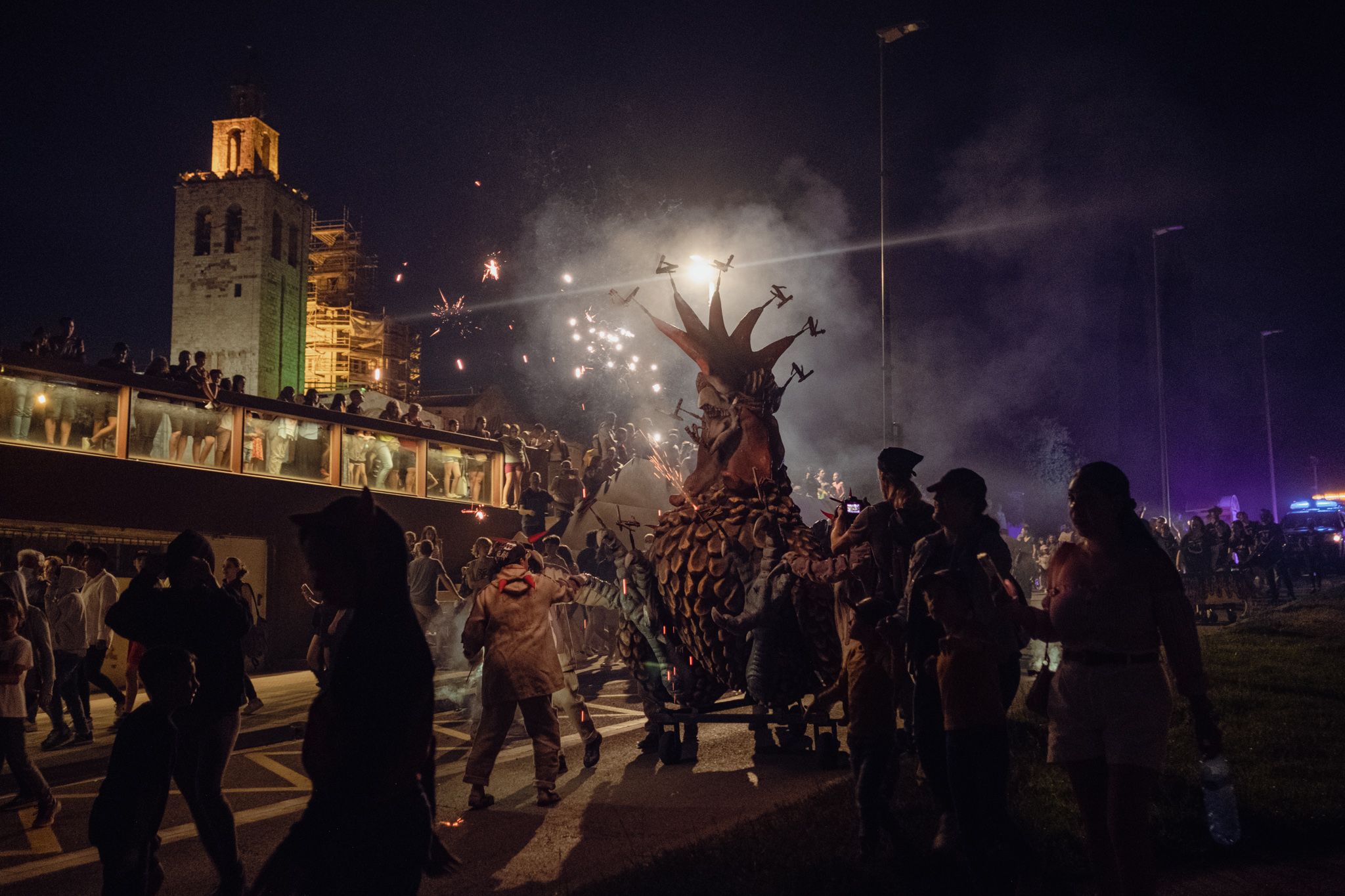 L'Encabronada, el correfoc de les bèsties. FOTO: Ale Gómez