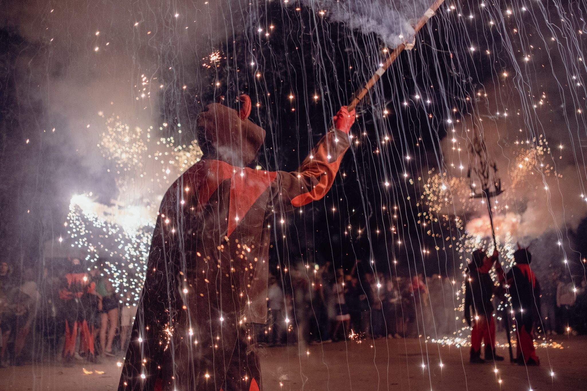 L'Encabronada, el correfoc de les bèsties. FOTO: Ale Gómez