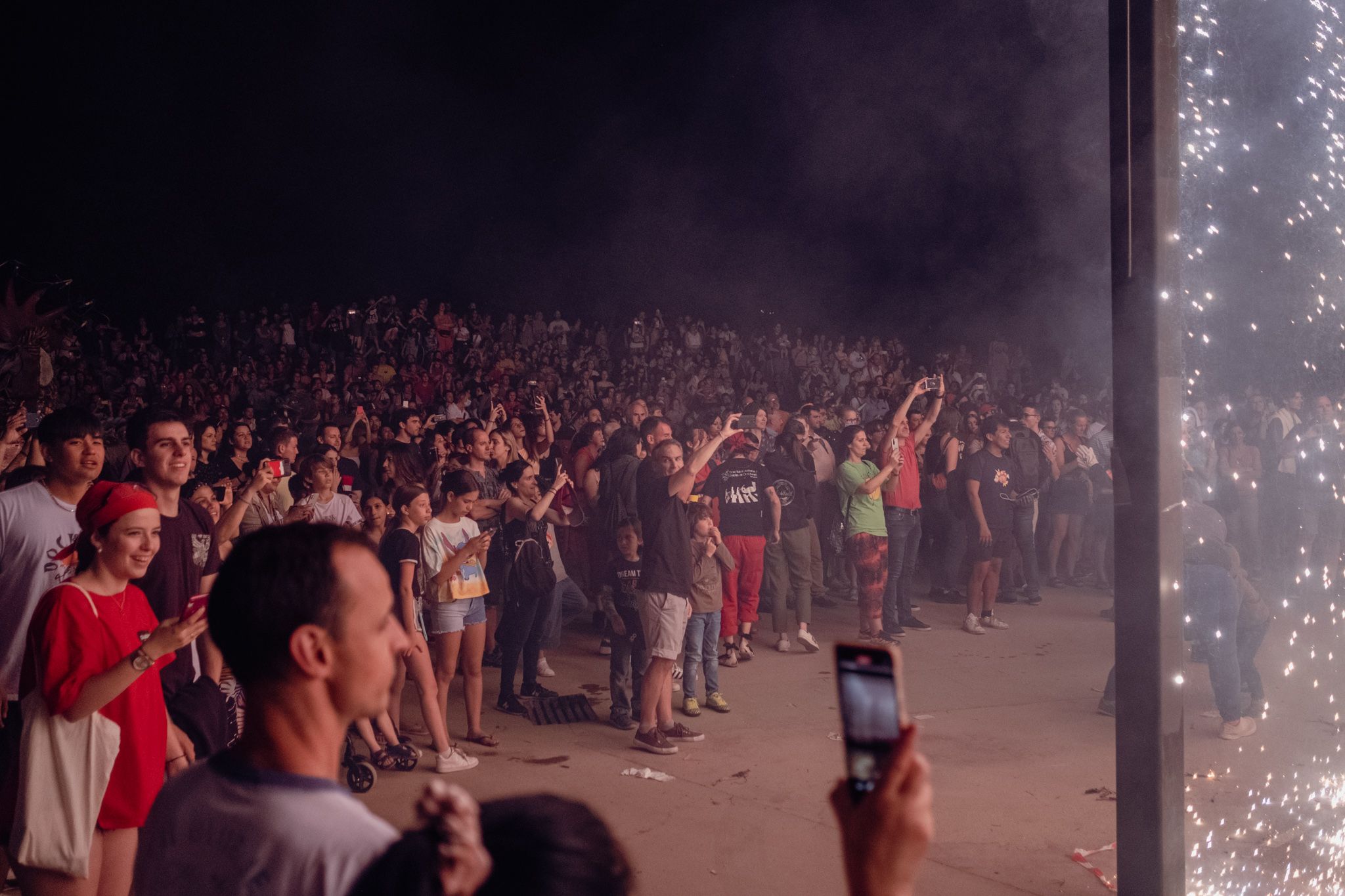 El bany de foc de l'Encabronada. FOTO: Ale Gómez