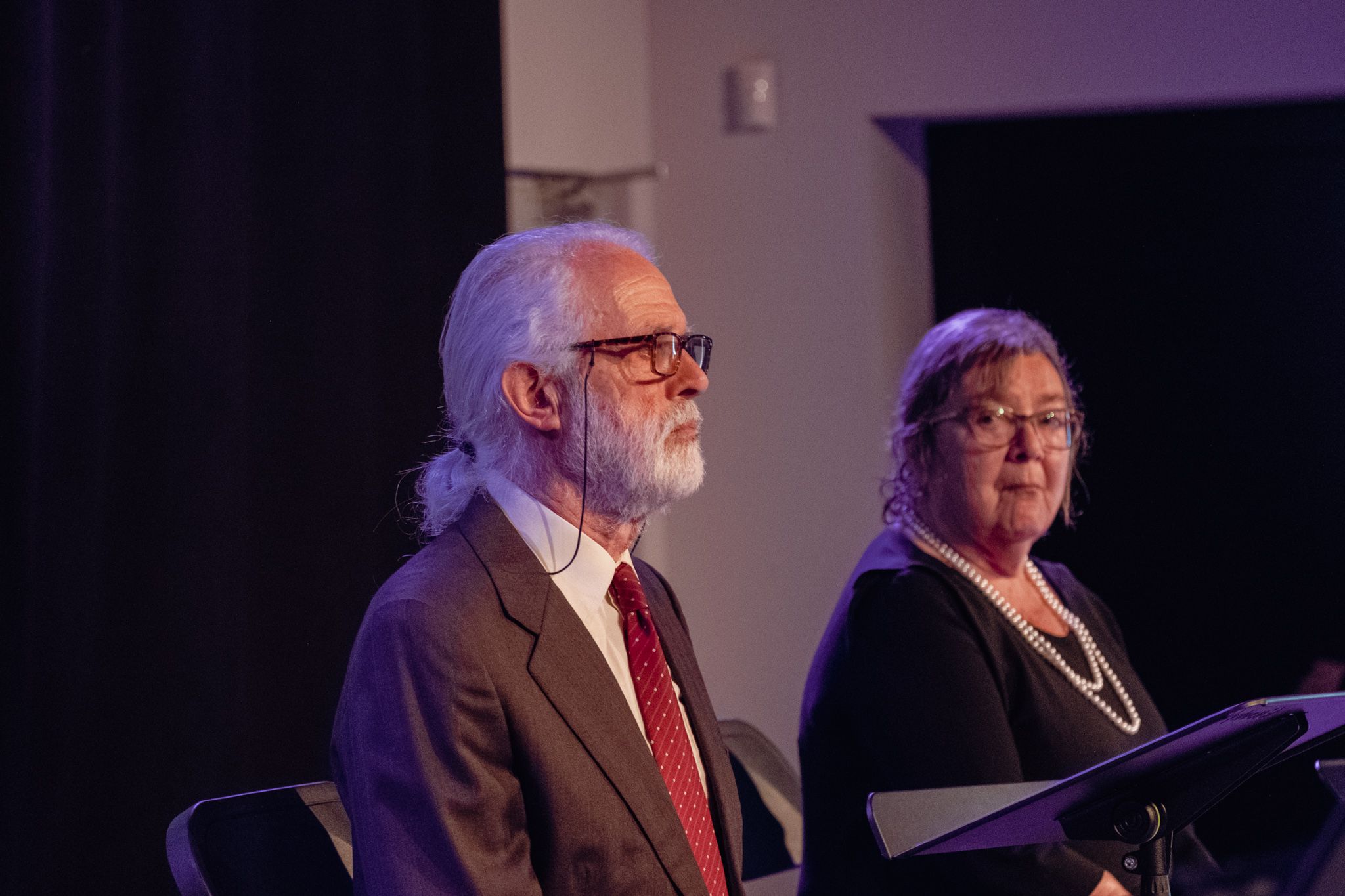 Pere Codó i Montserrat Español a l'homenatge d'Ernest Naté a la Sala Clavé de la Unió Santcugatenca. FOTO: Ale Gómez