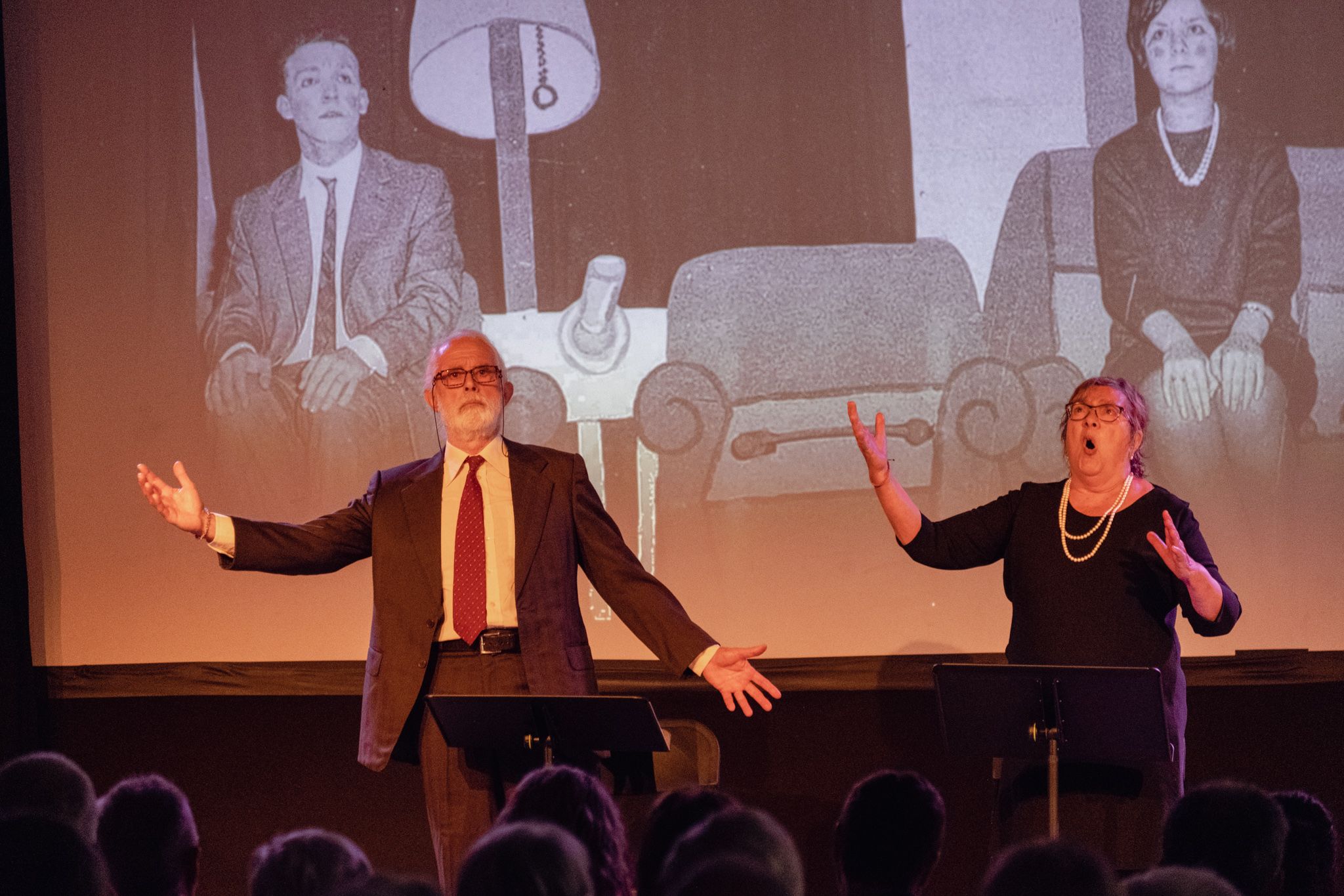 Pere Codó i Montserrat Español a l'homenatge d'Ernest Naté a la Sala Clavé de la Unió Santcugatenca. FOTO: Ale Gómez