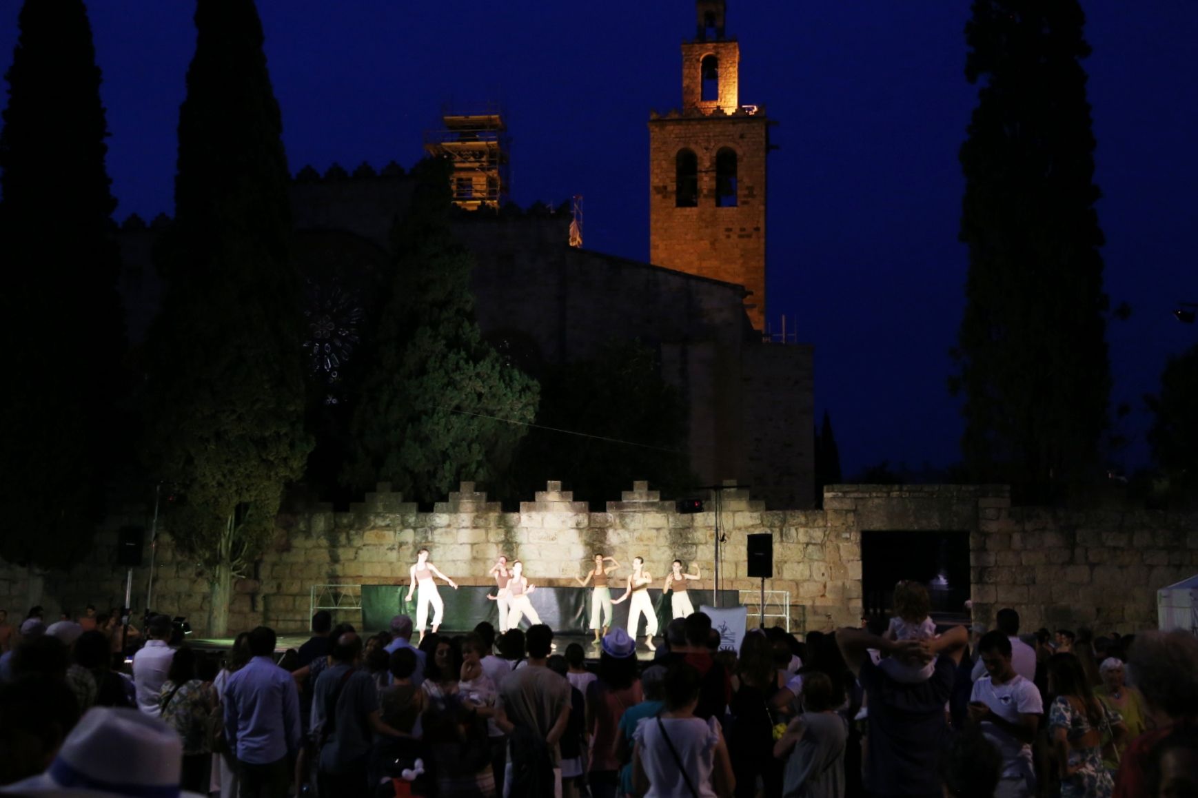 Espectacles Nit en Blanc 2022. Foto: Anna Bassa