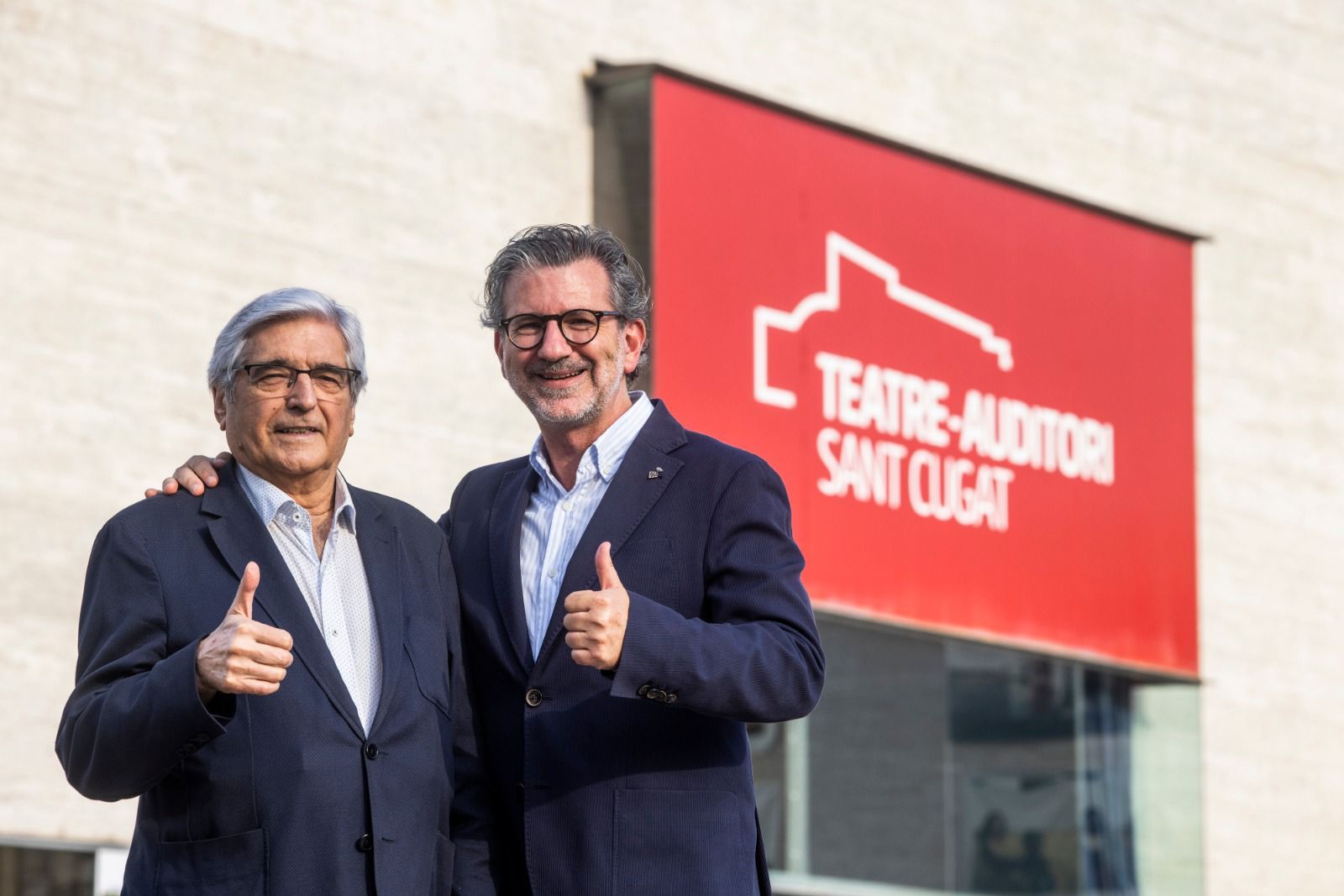 L'exalcalde Joan Aymerich (esquerra) ha mostrat el seu suport a la candidatura de Josep Maria Vallès (dreta). FOTO: Cedida