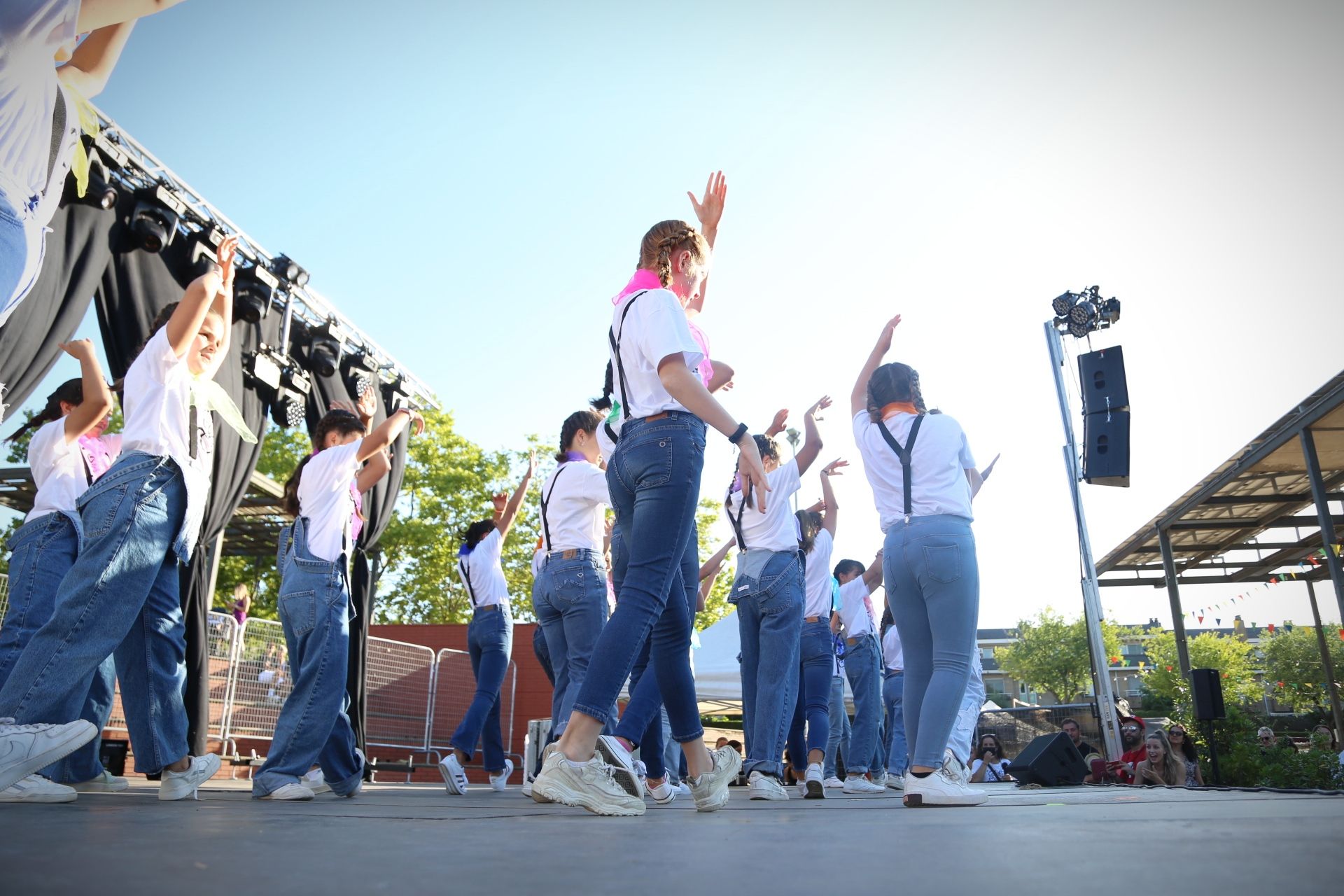 Danses urbanes de l'Escola Sant Cugat per Festa Major. FOTO: Anna Bassa