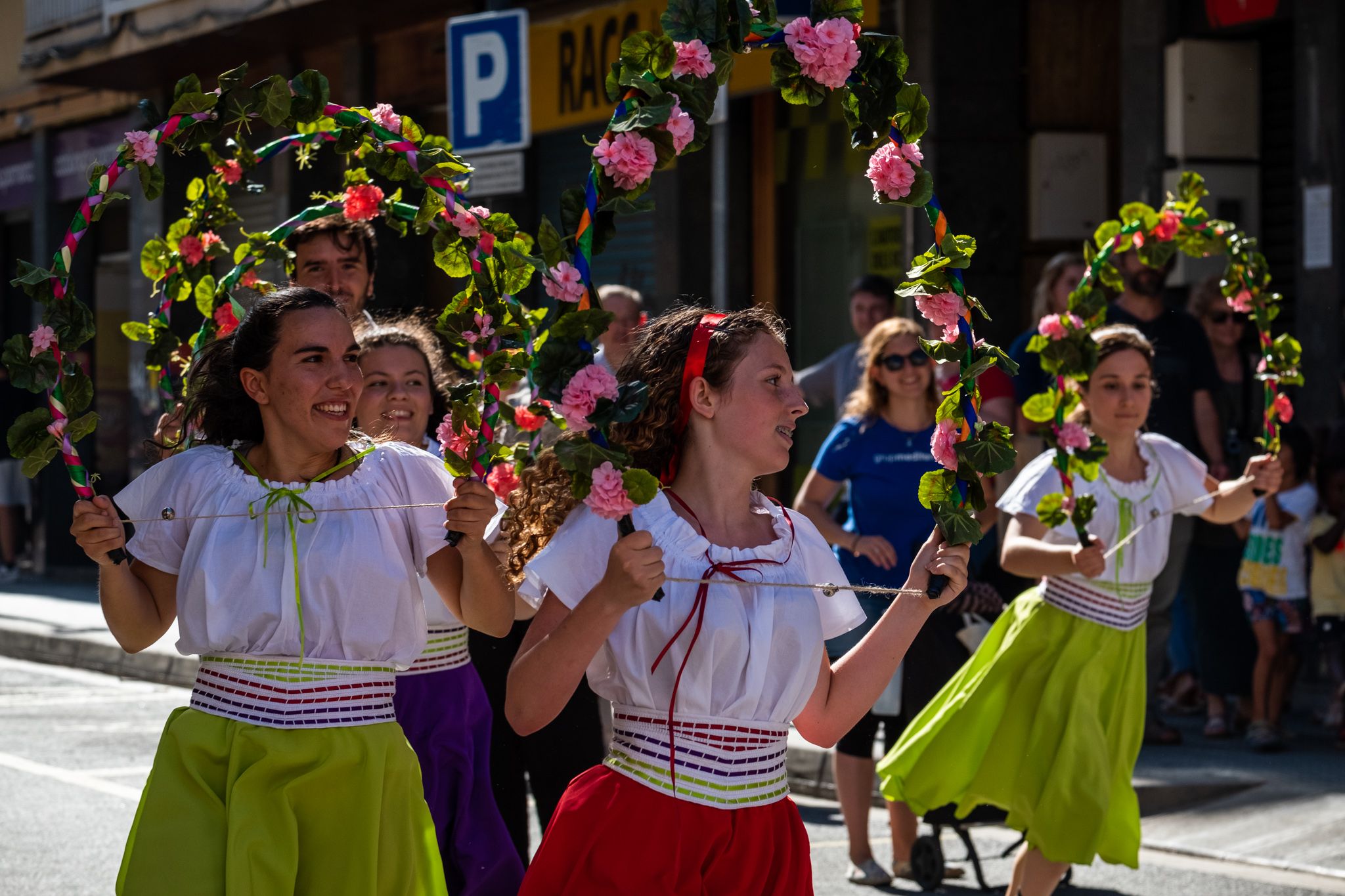 El Seguici de Sant Pere amb les entitats de cultura popular. FOTO: Ale Gómez