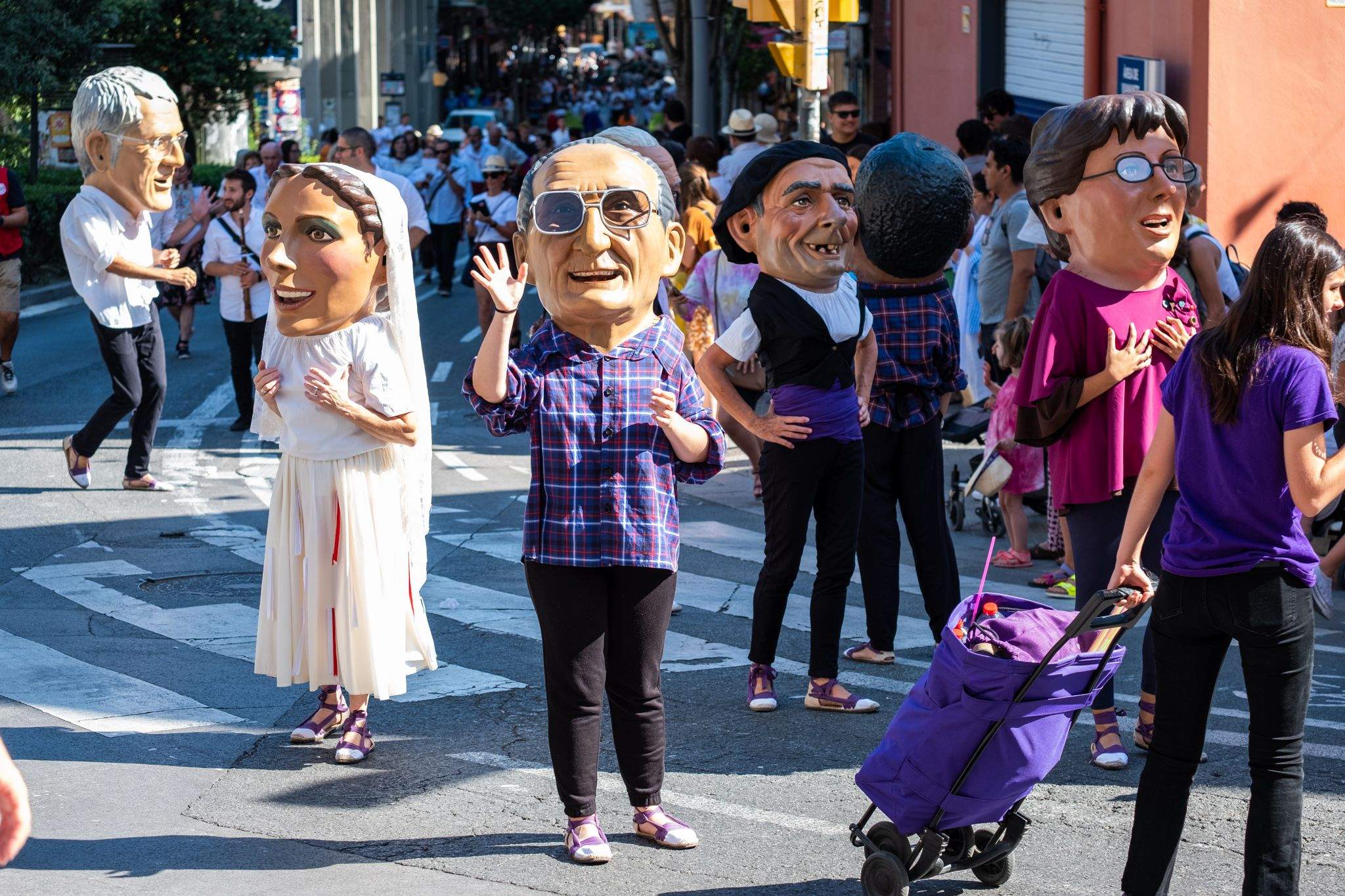 El Seguici de Sant Pere amb les entitats de cultura popular. FOTO: Ale Gómez