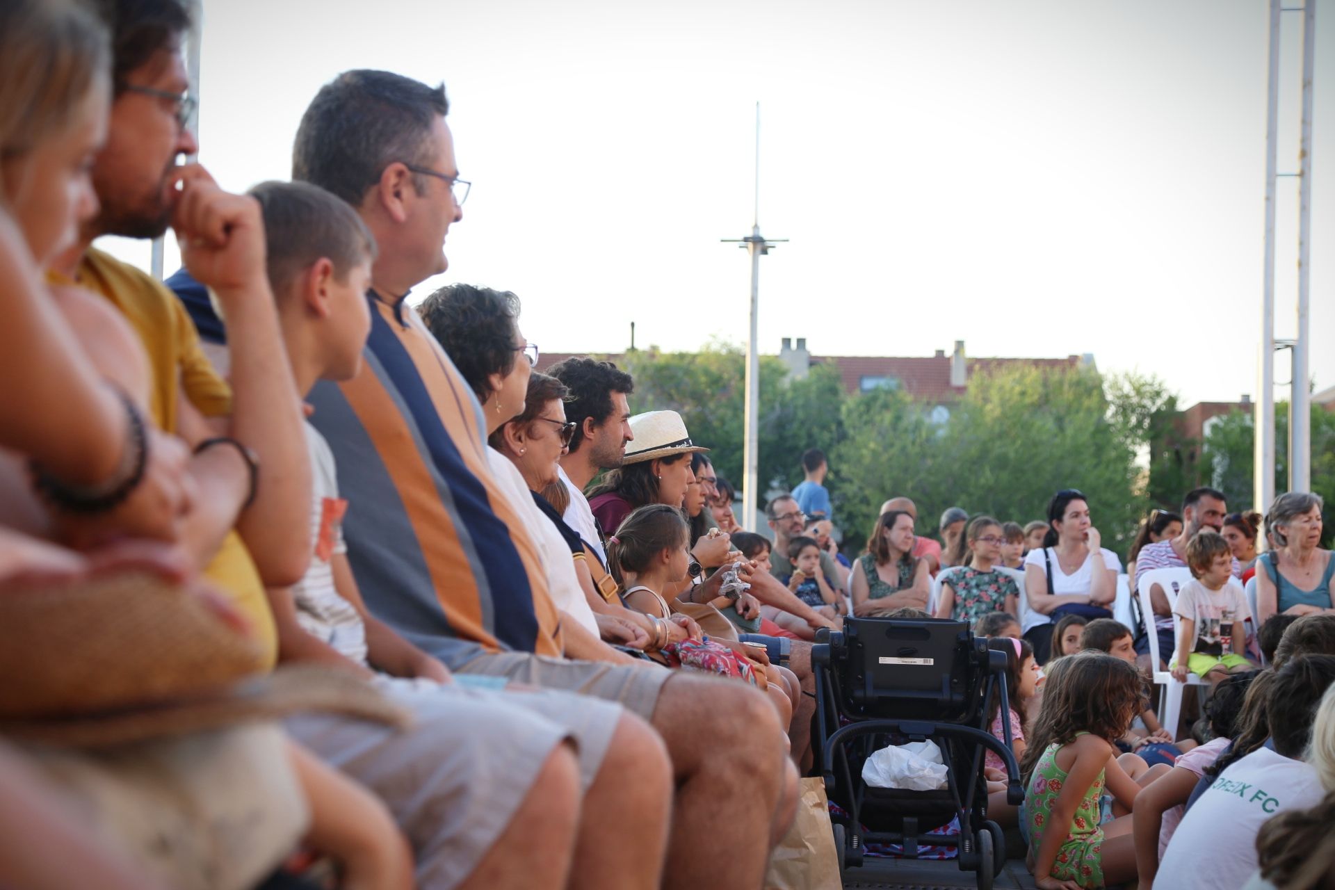 L'obra 'Asteroid' treu un somriure als carrers de Sant Cugat. FOTO: Anna Bassa