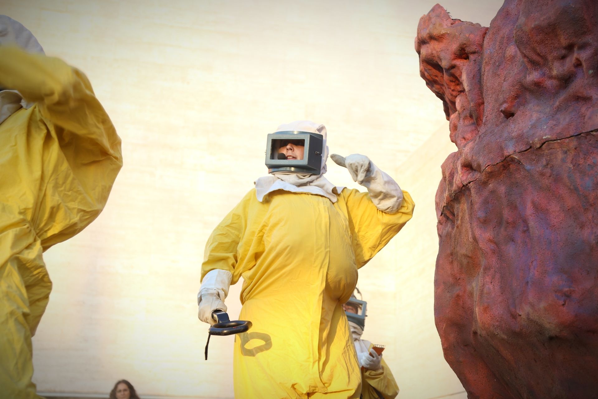 L'obra 'Asteroid' treu un somriure als carrers de Sant Cugat. FOTO: Anna Bassa
