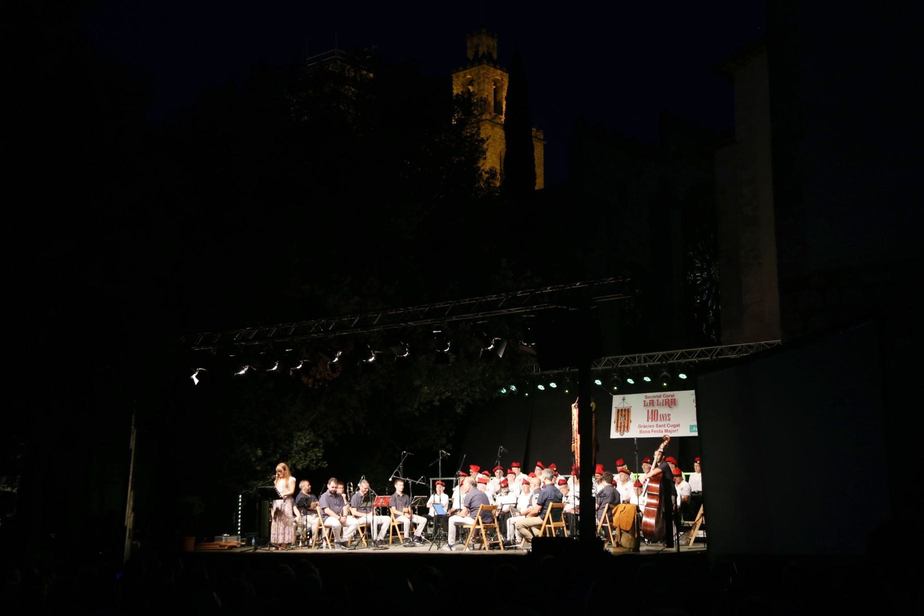 Concert de Festa Major a càrrec de la Societat Coral La Lira i la Cobla Sant Jordi. FOTO: Anna Bassa
