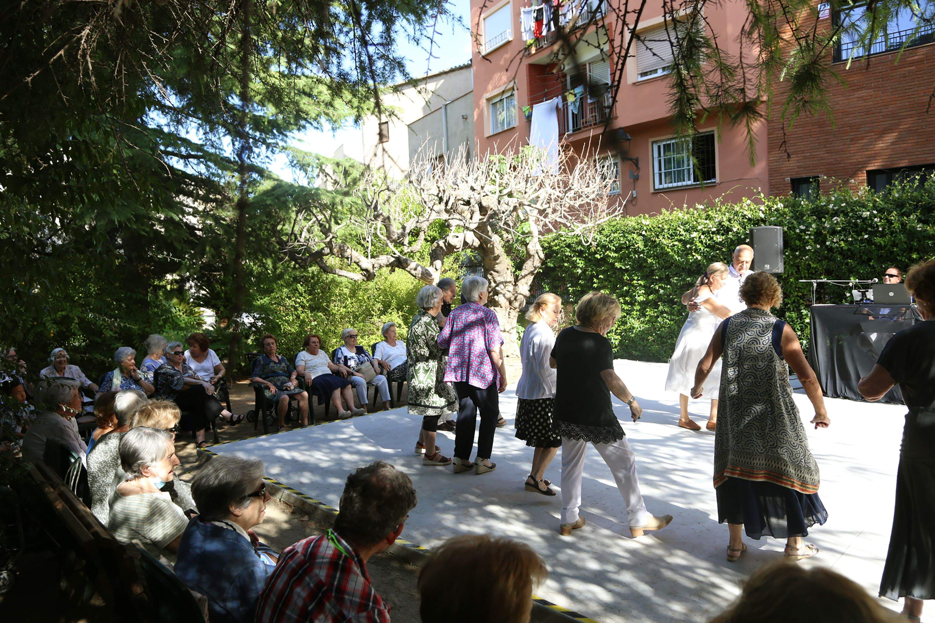 Ball d'avis amb el Duo Montal. FOTO: Anna Bassa 