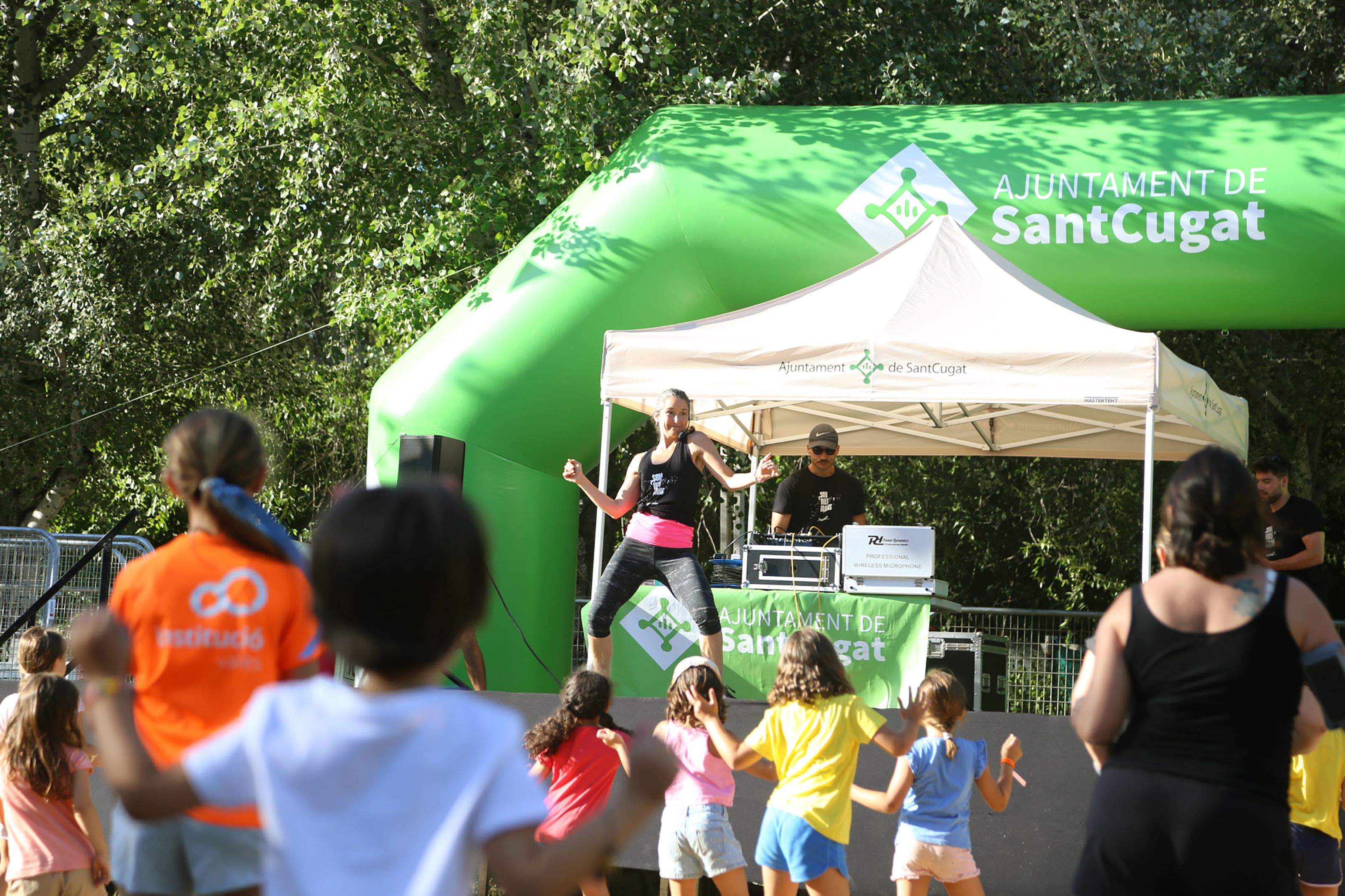 Zumba, Festa de l'Esport al carrer. FOTO: Anna Bassa